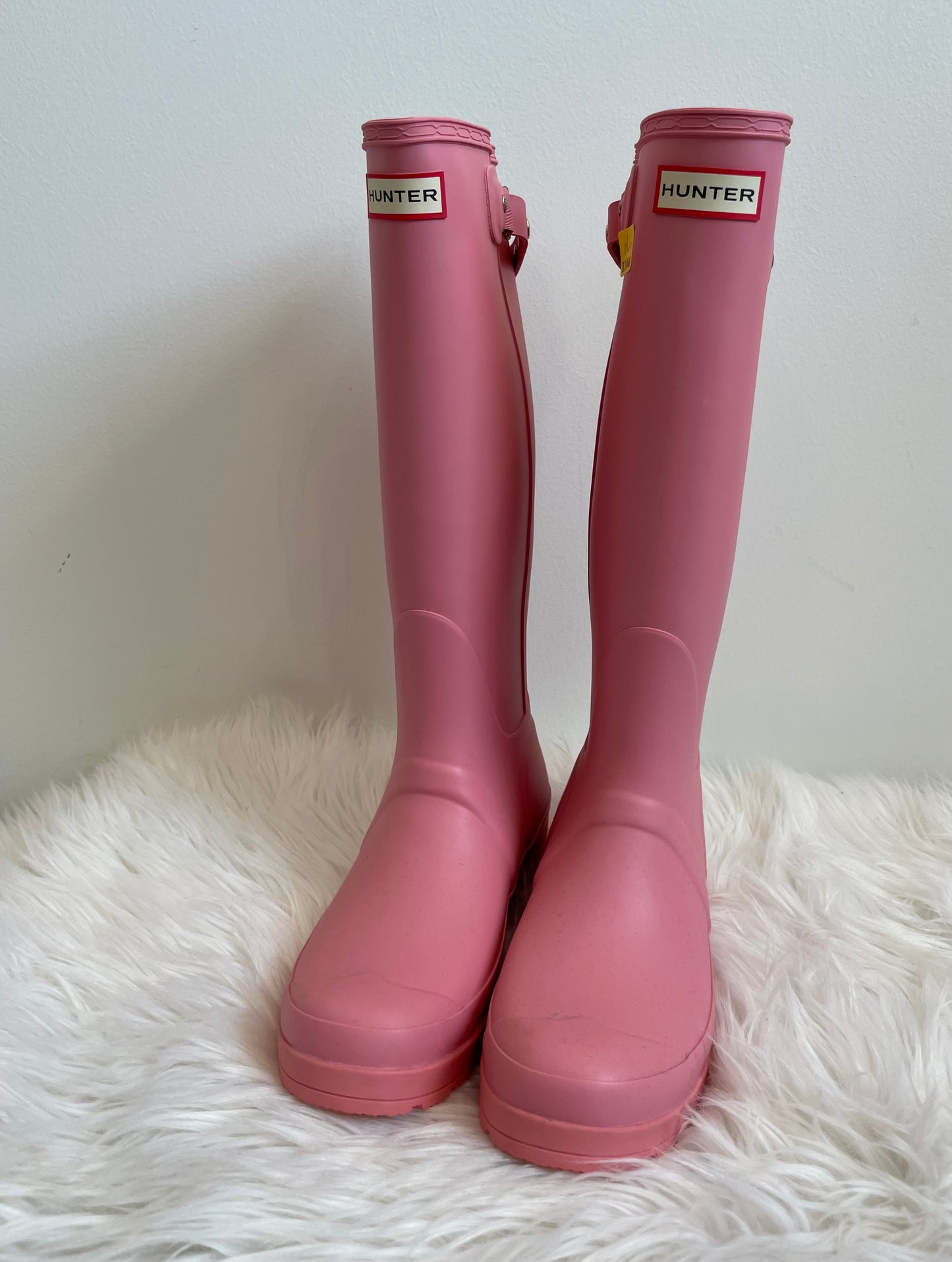 Pink Hunter rain boots Size 7
