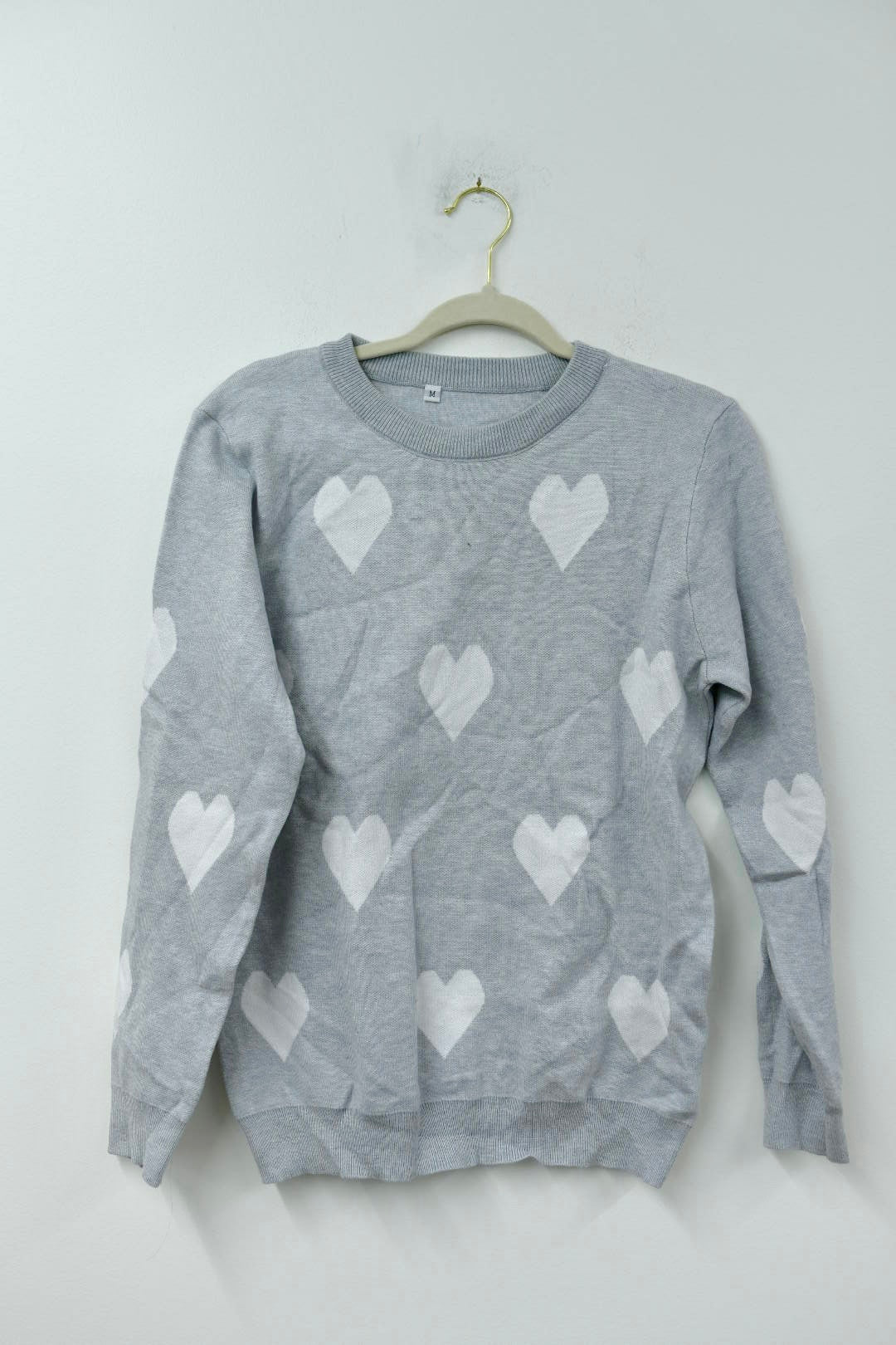 Amazon Valentine’s Day sweater Size M / NWT