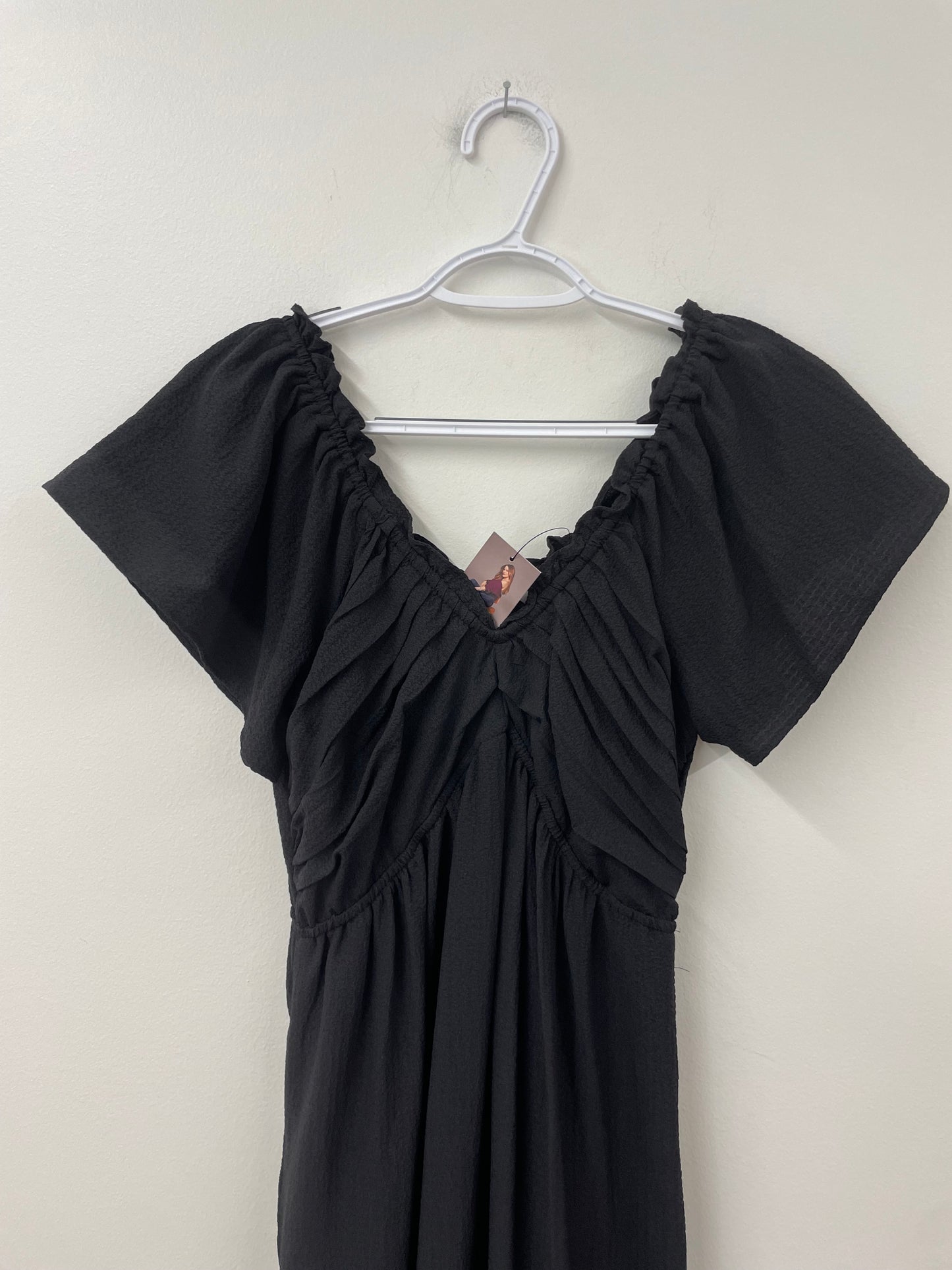 Sofia flutter sleeve maxi dress Size S / NWT