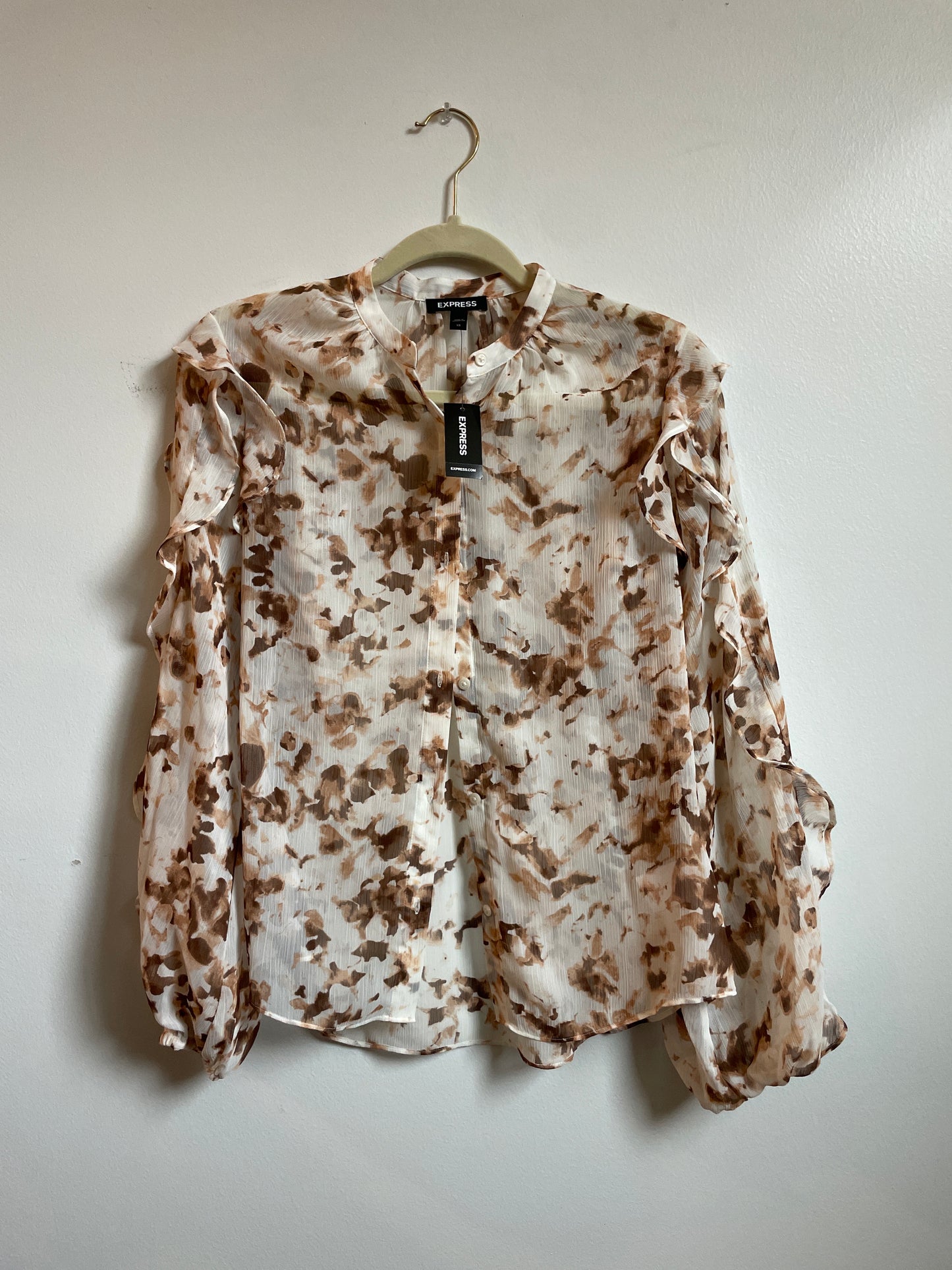 Express button down long sleeve blouse \ Size XS \ NWT