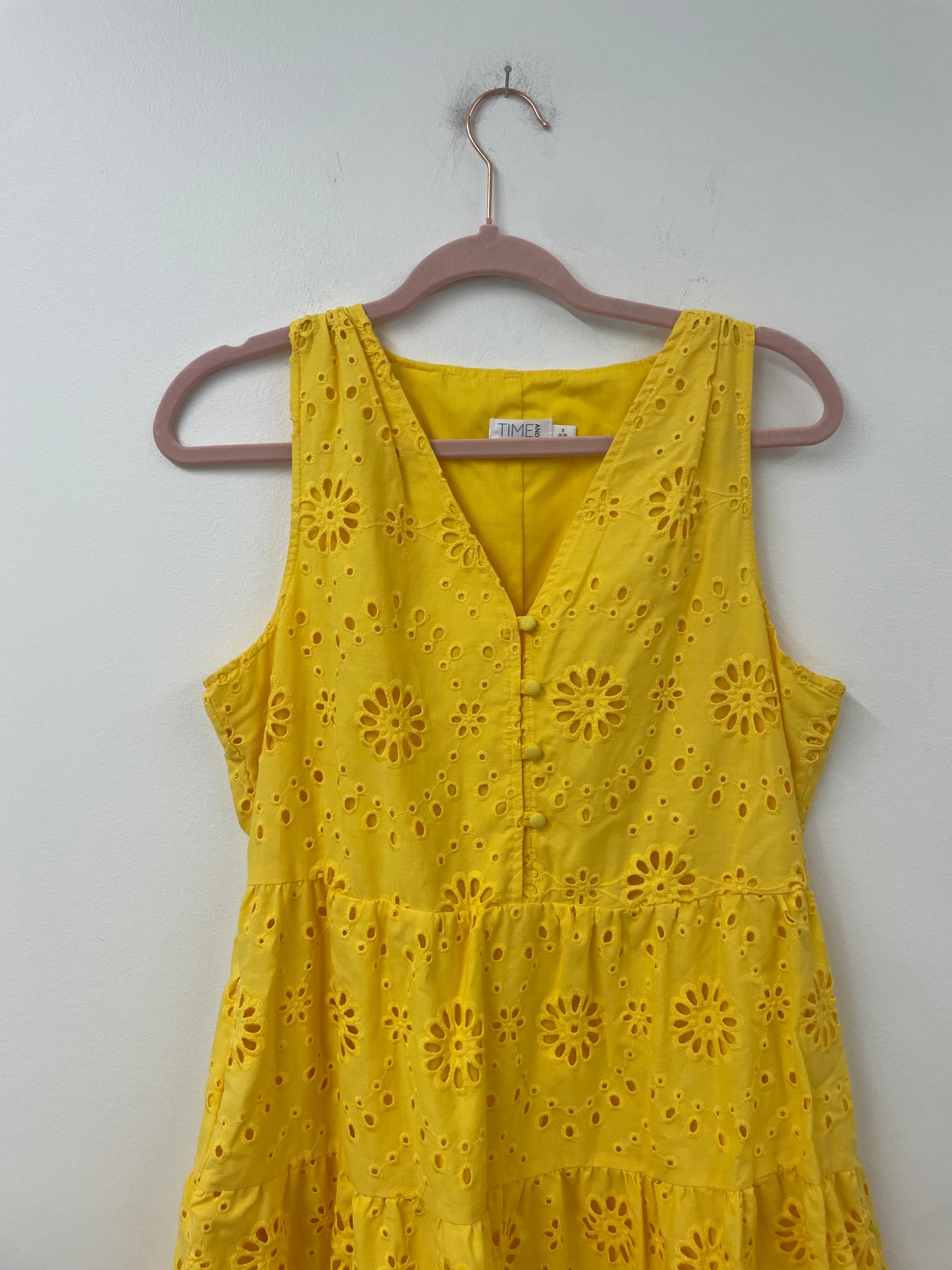 Time and Tru eyelet sleeveless mini dress Size S / EUC