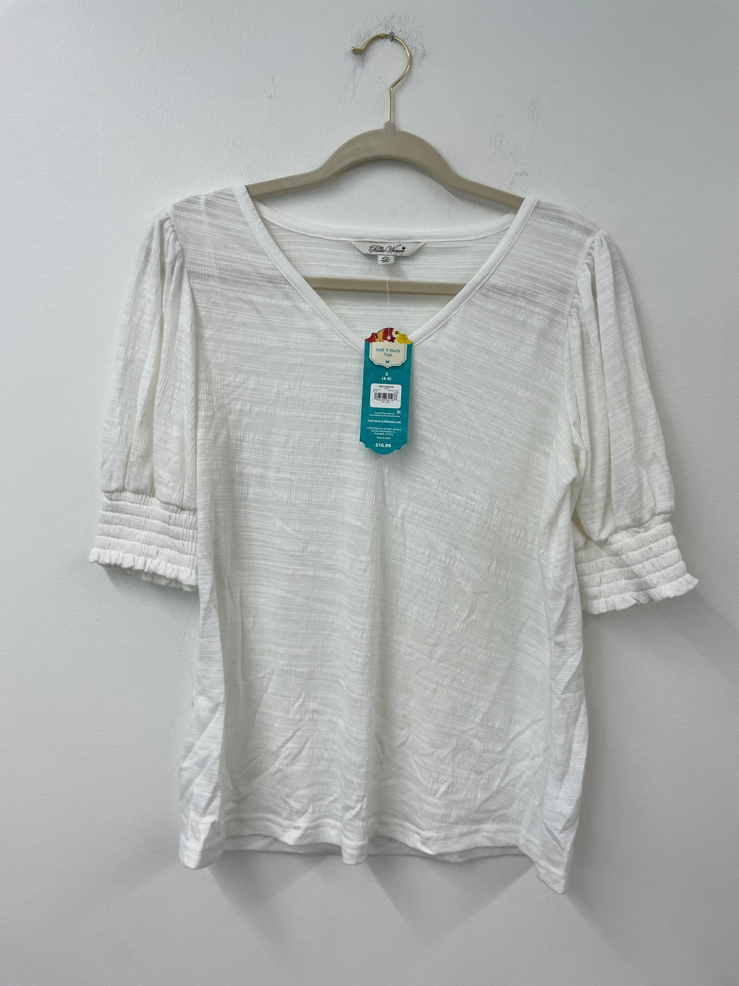 Pioneer Woman soft v-neck top Size S / NWT