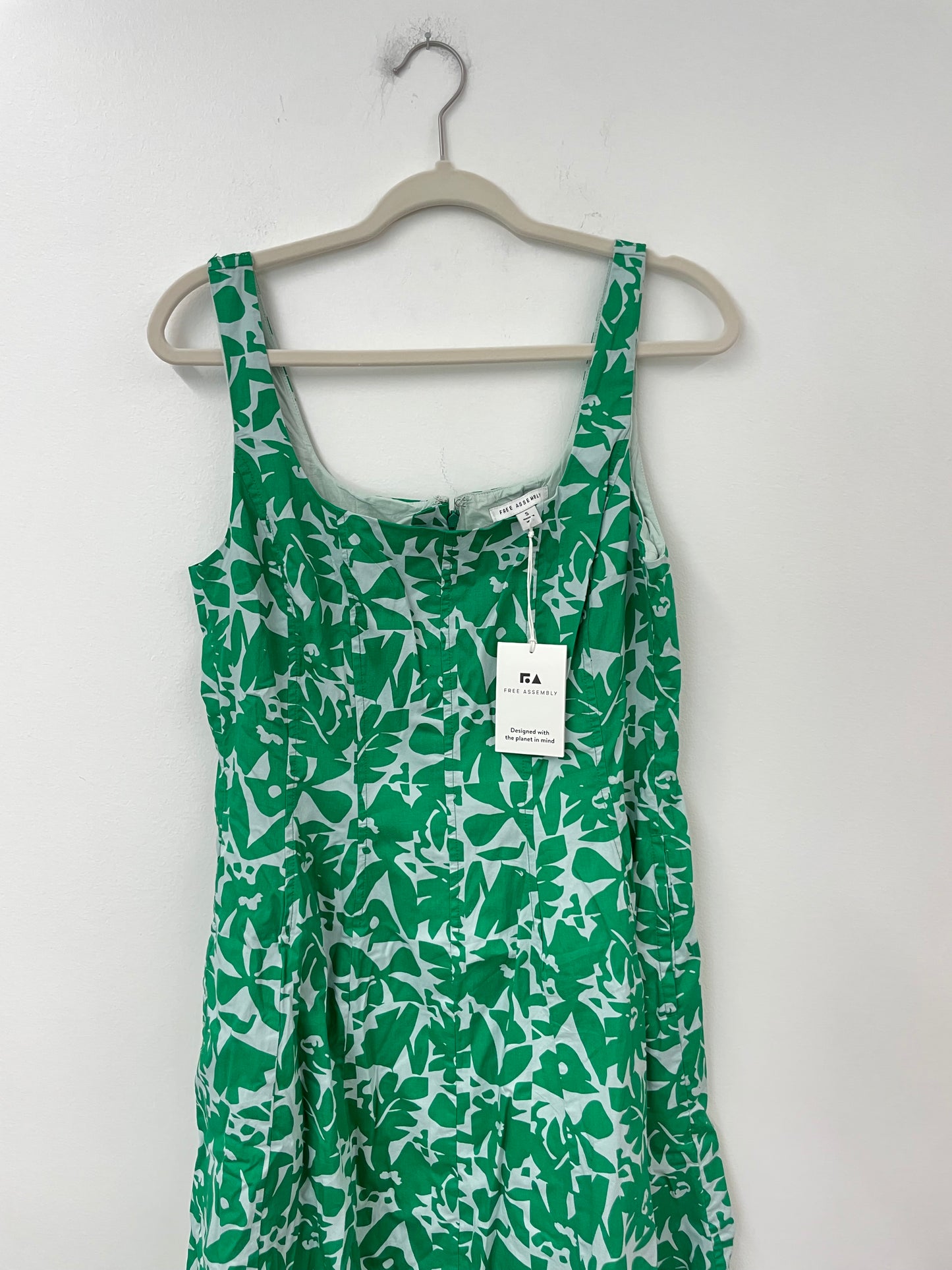 Free Assembly paneled midi dress Size S / NWT