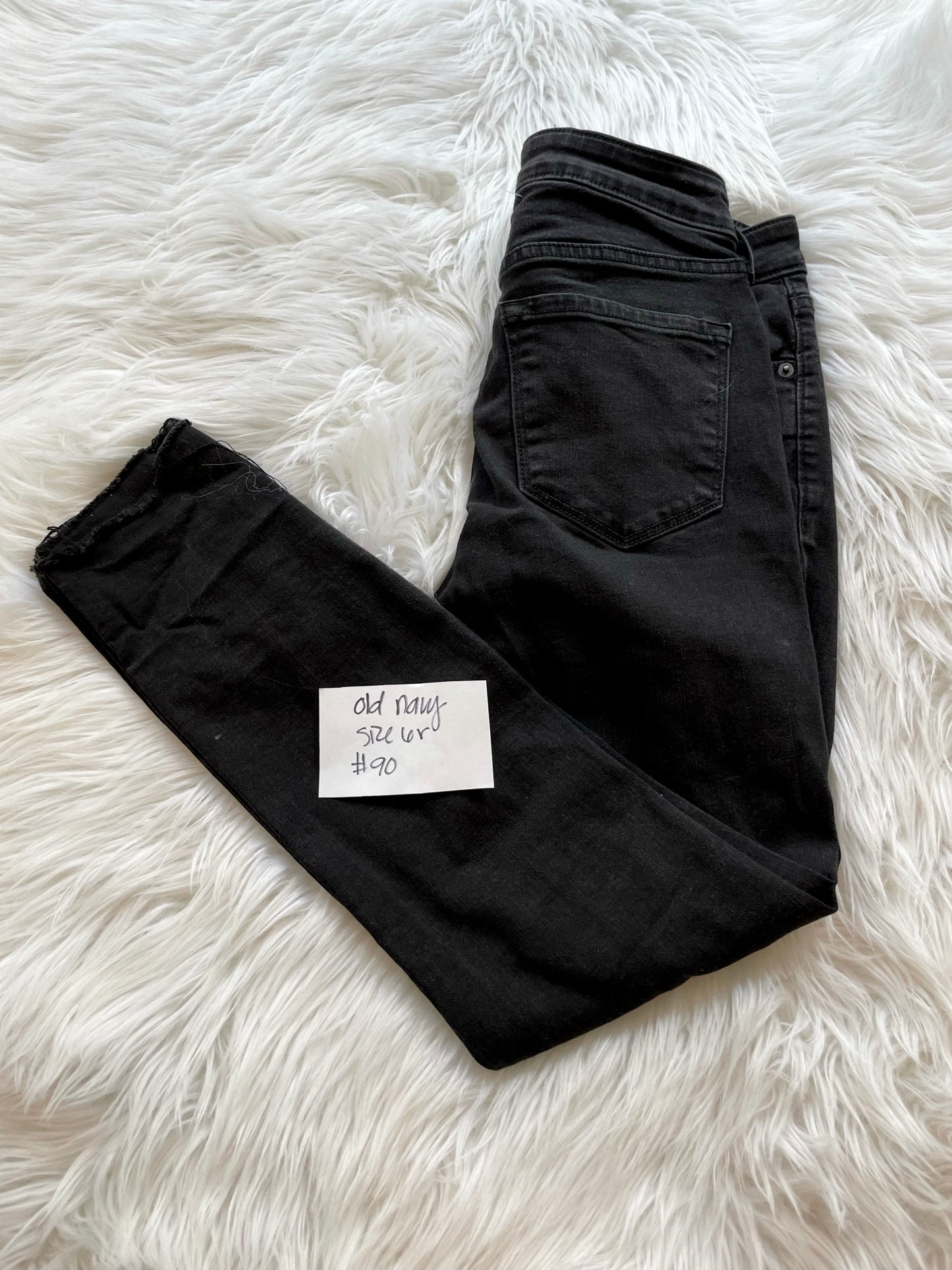 Old Navy Rockstar Skinny jeans Size 6r/ EUC