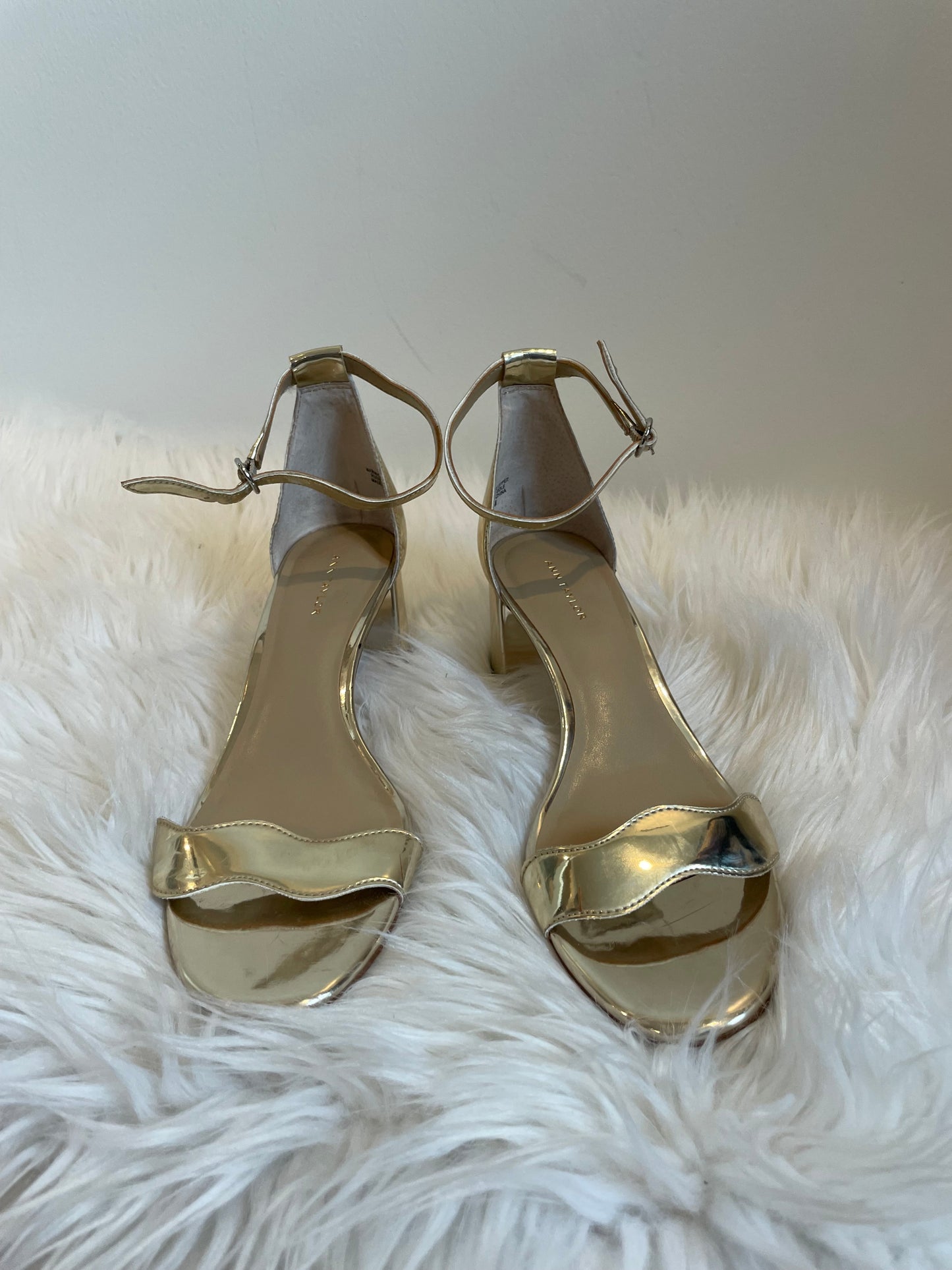 Ann Taylor Nicole Wavy Block Heel Sandals Size 7
