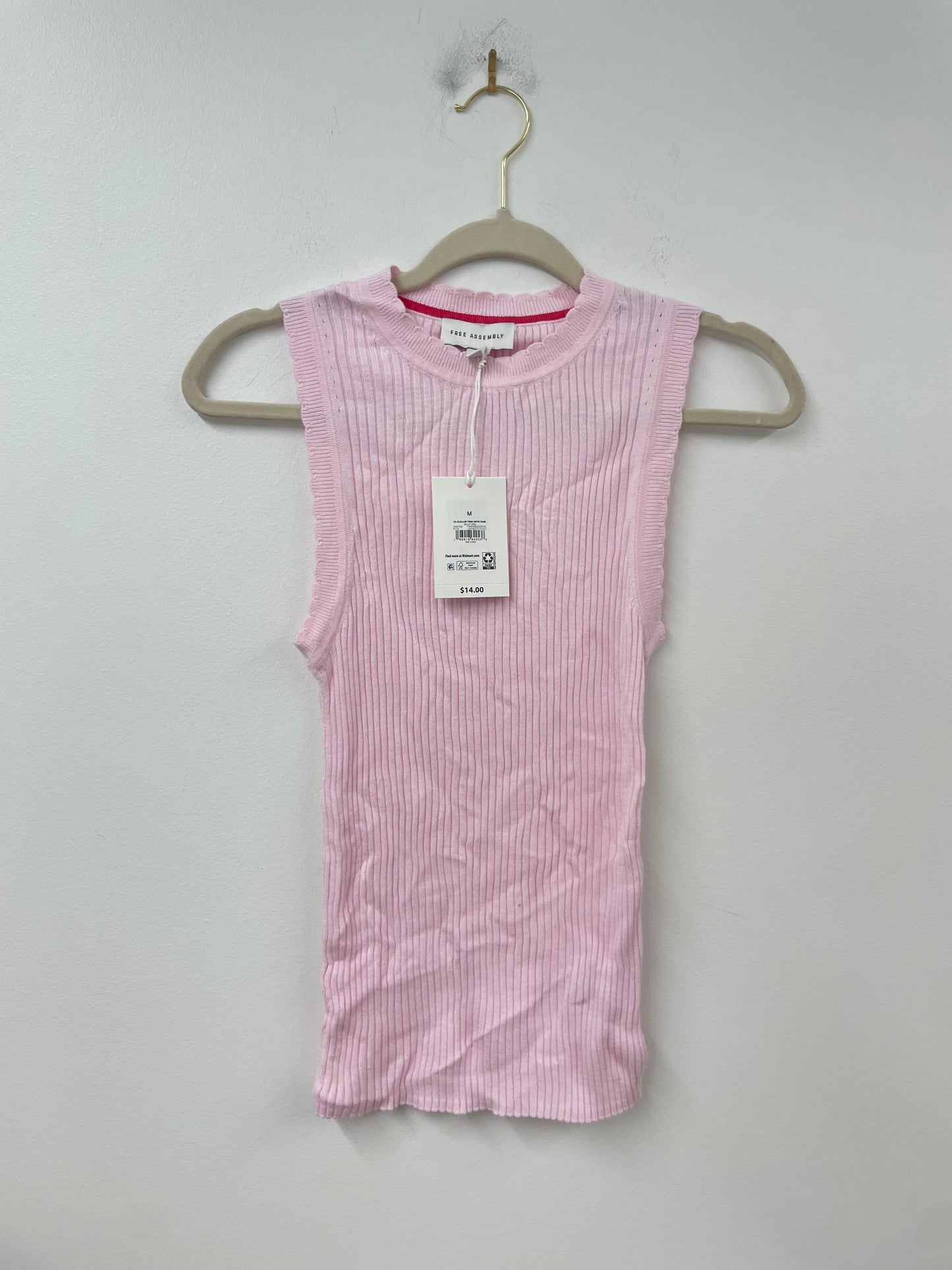 Free Assembly scalloped trim sweater tank Size M / NWT