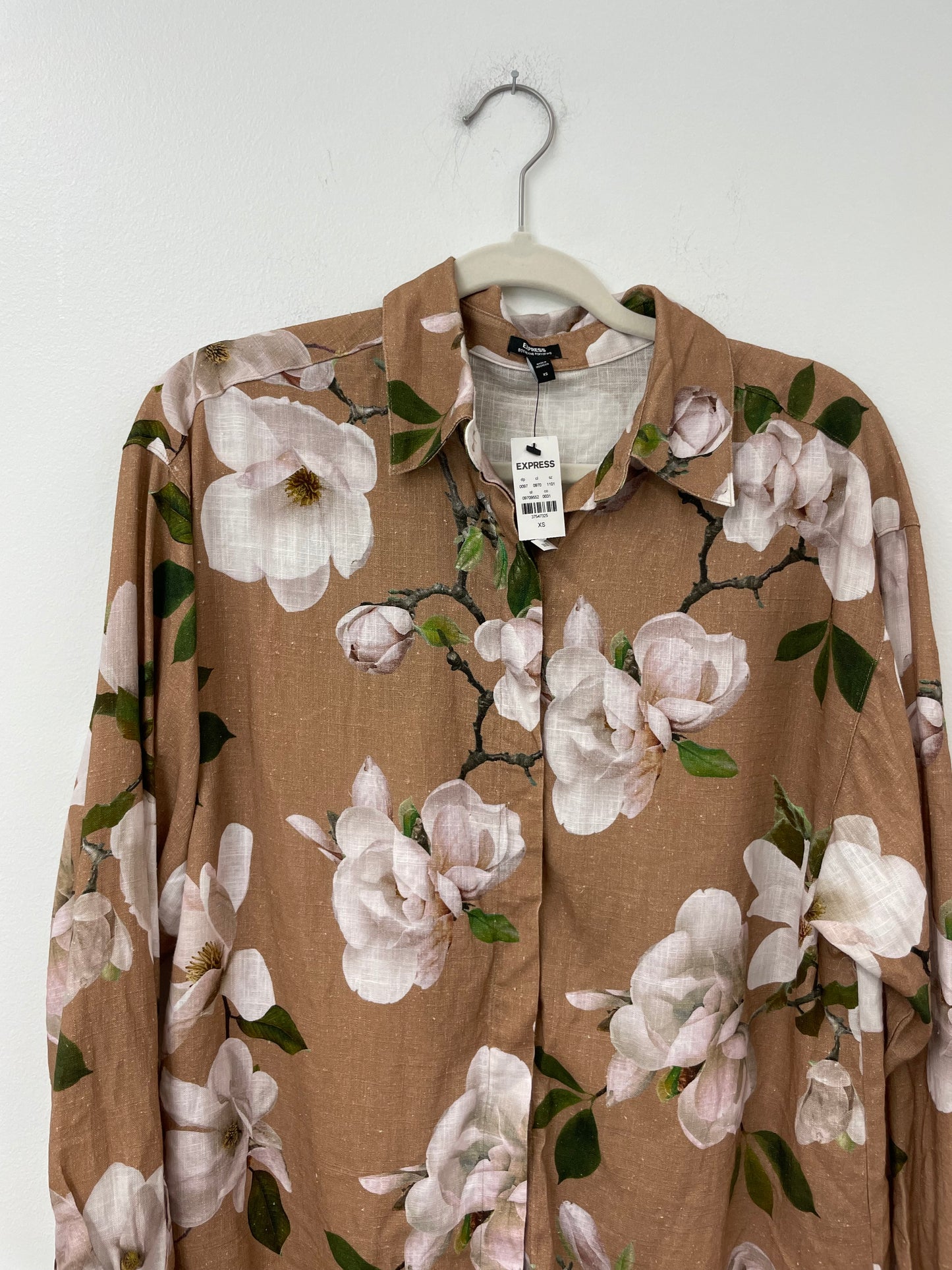 Express button up blouse Size XS / NWT