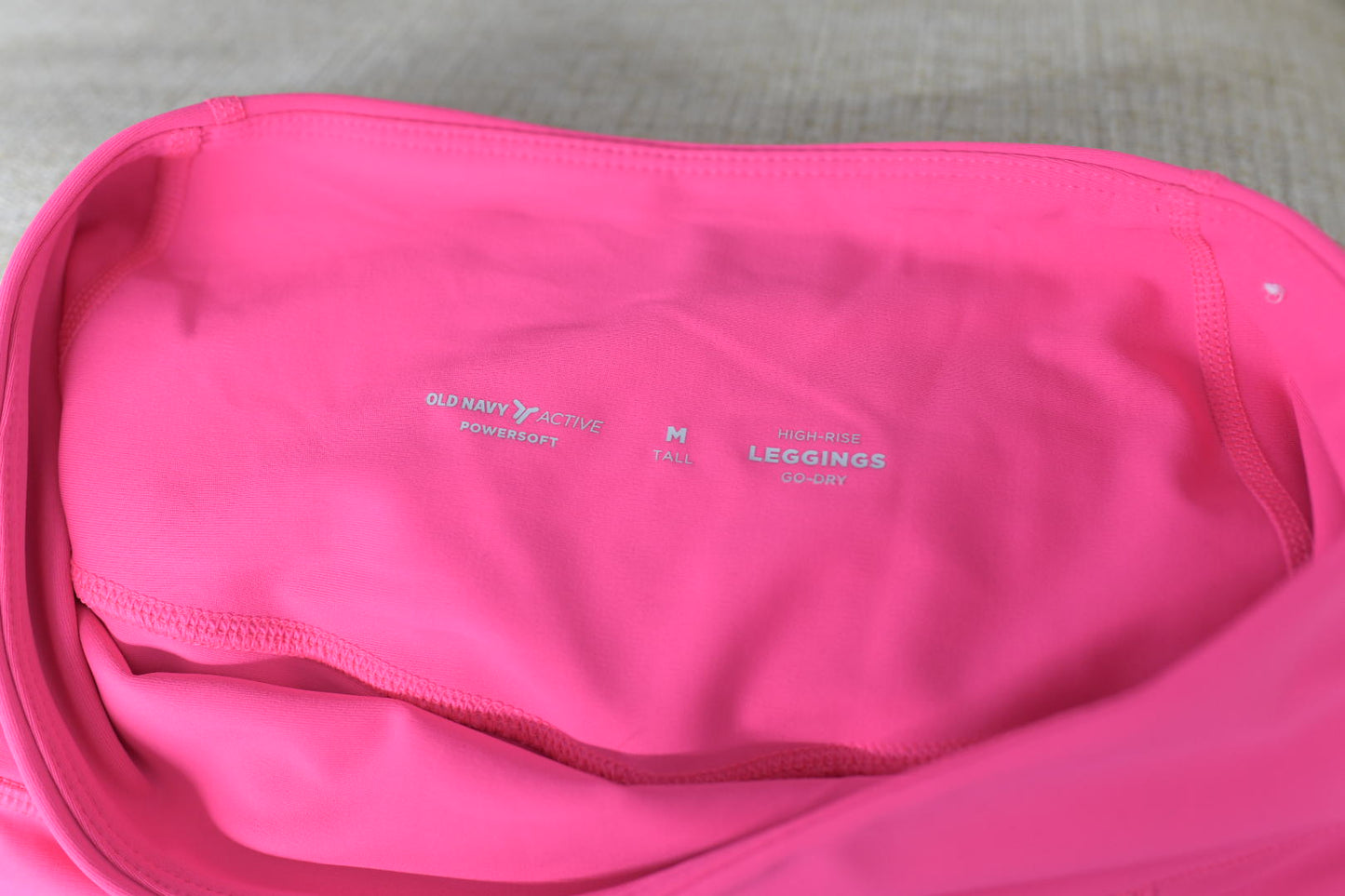 Old Navy athletic high rise leggings Size tall M /NWT