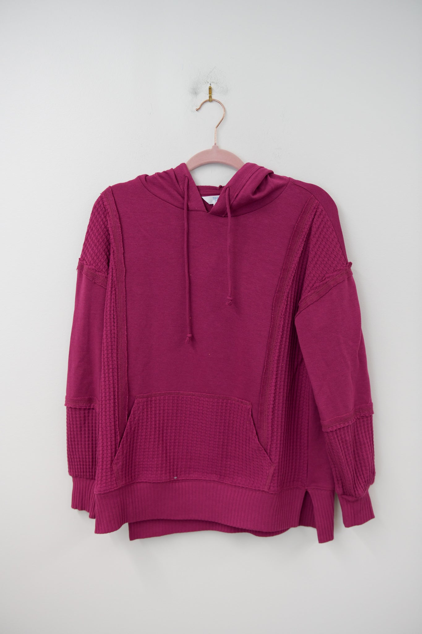 Time and Tru waffle printed sweatshirt Size S / EUC