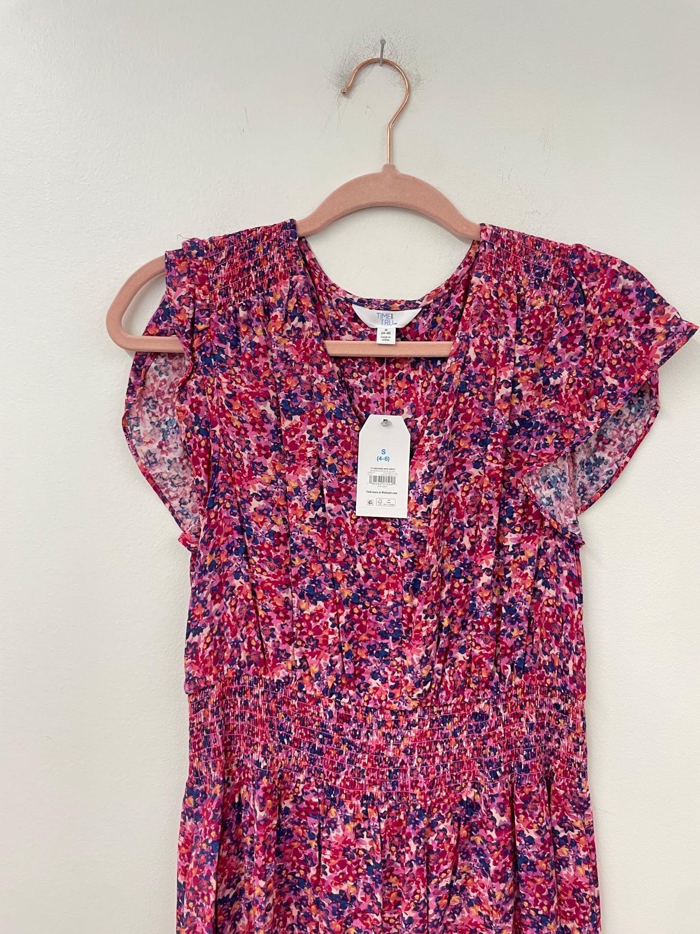 Time and Tru flutter sleeve smocked waist midi dress Size S / NWT