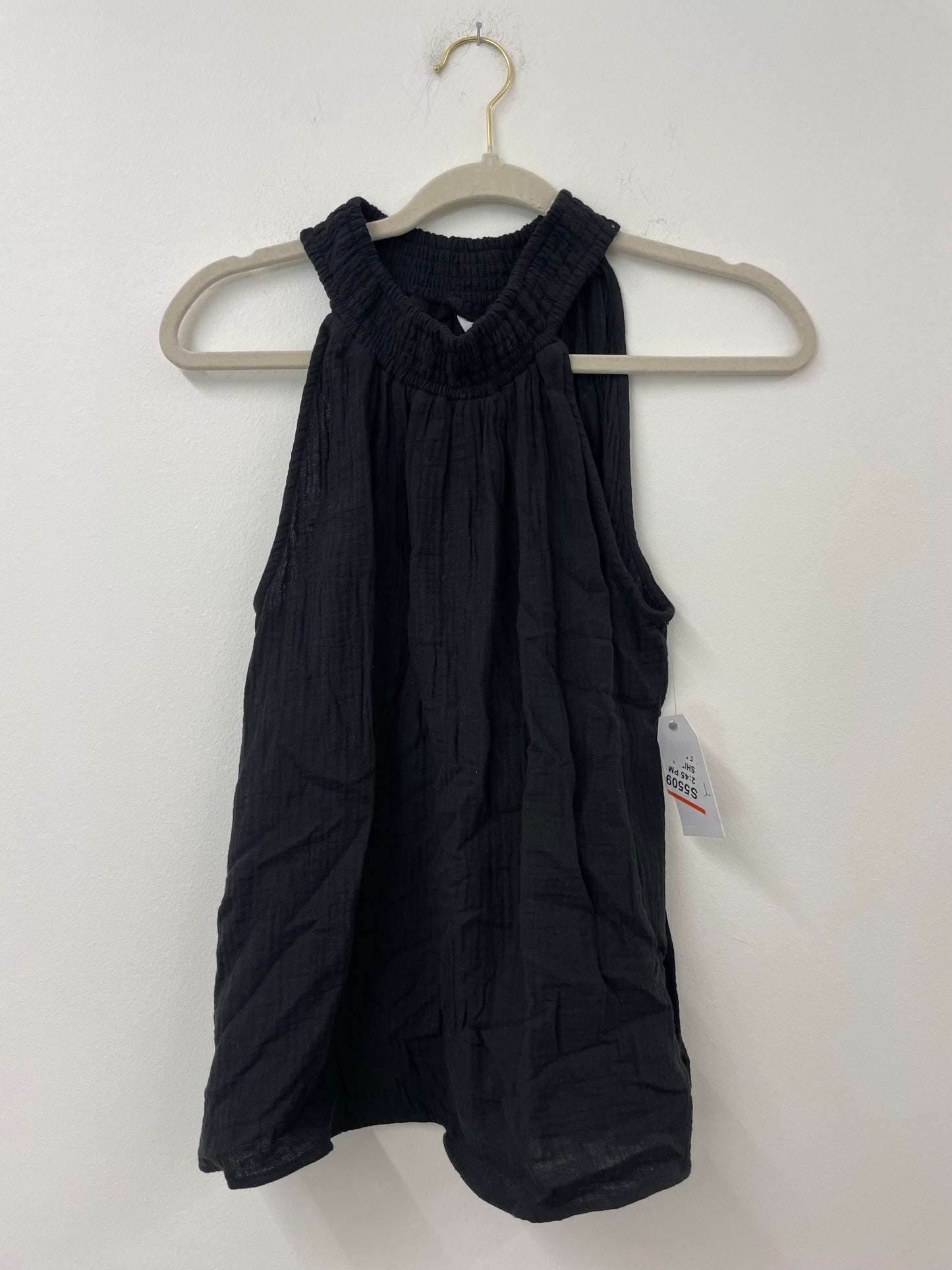 Time and Tru smocked halter top Size S / NWT