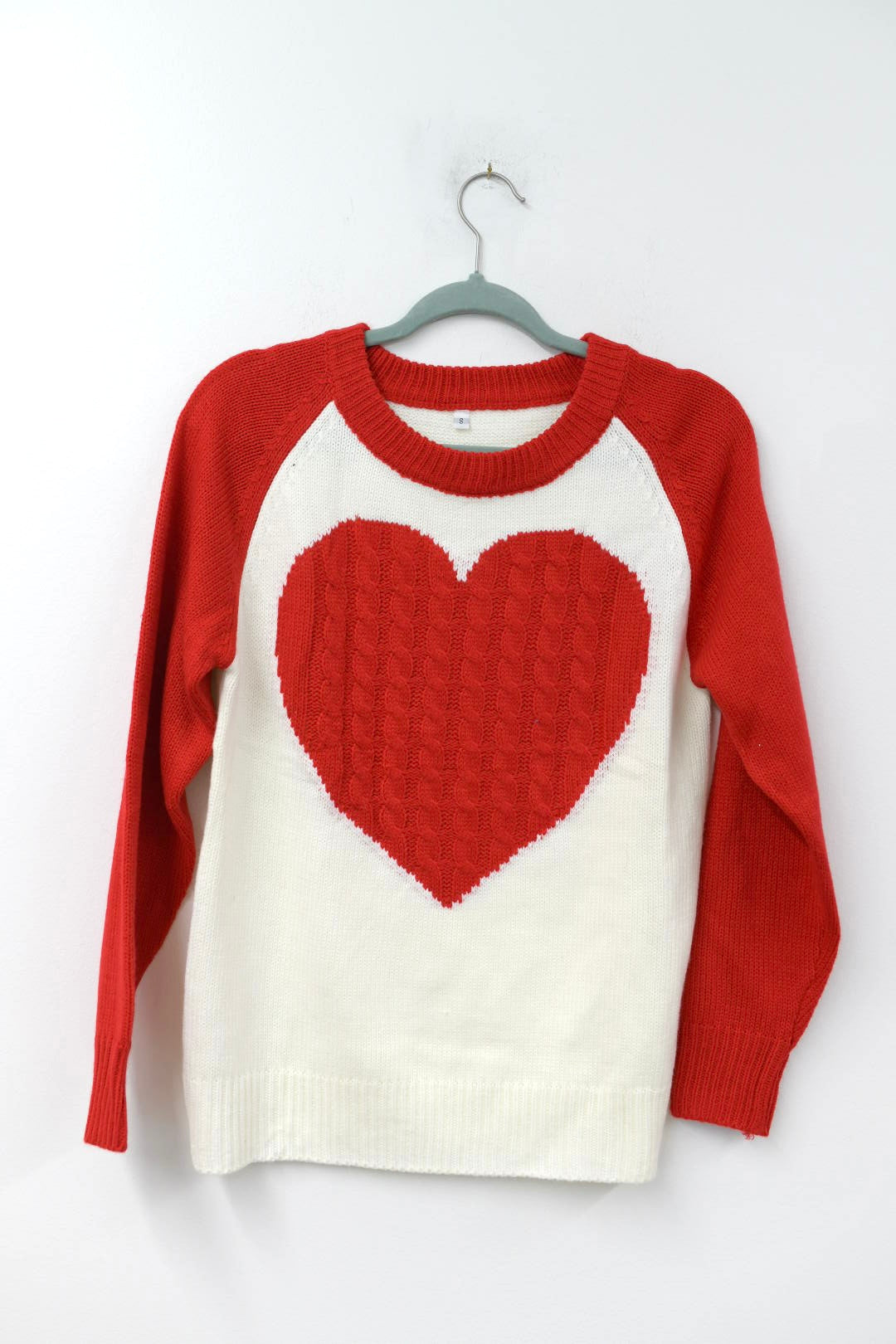 Amazon Valentine’s Day sweater Size S / EUC