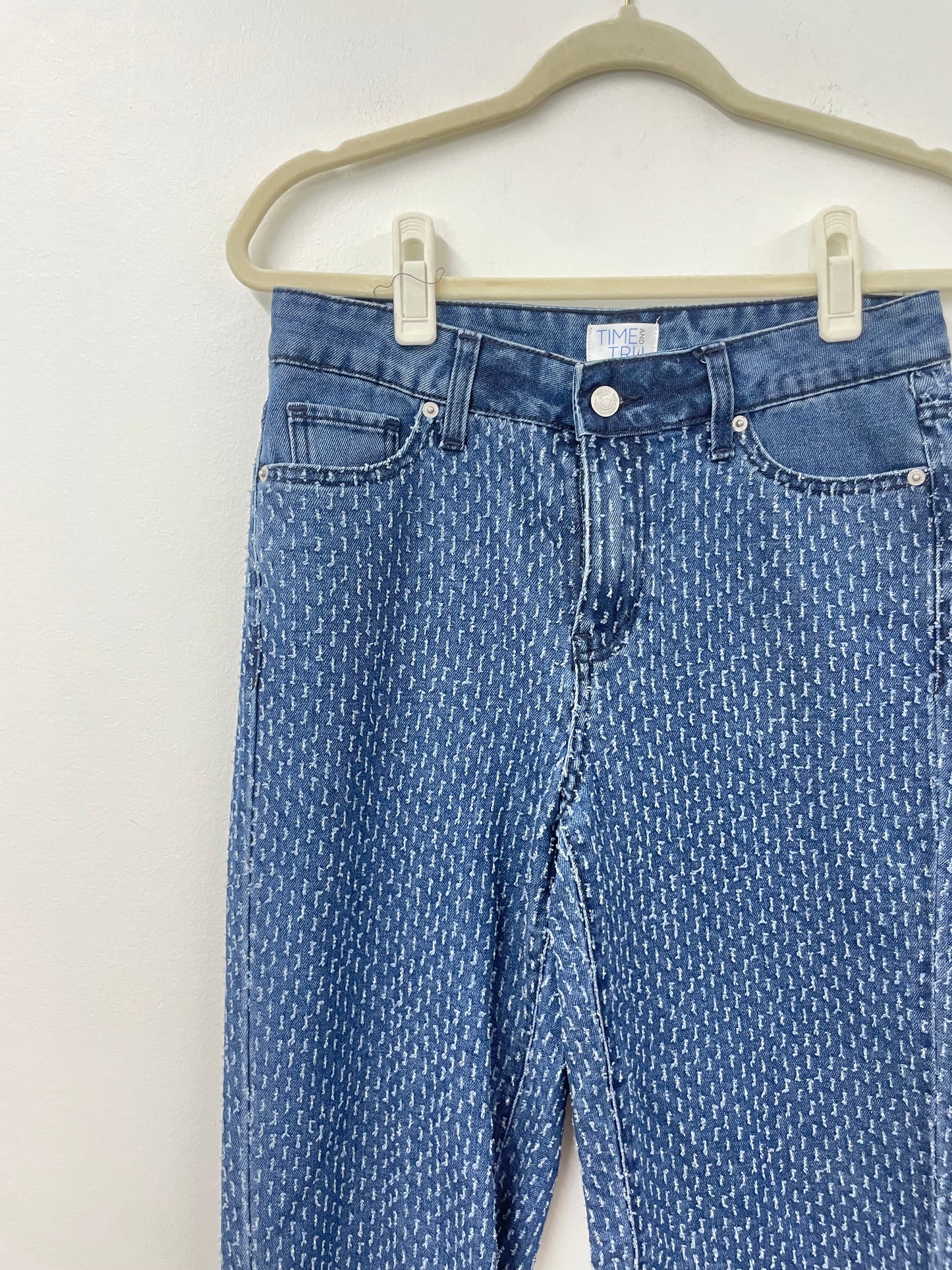 Time and Tru crop pant Size 4 / EUC