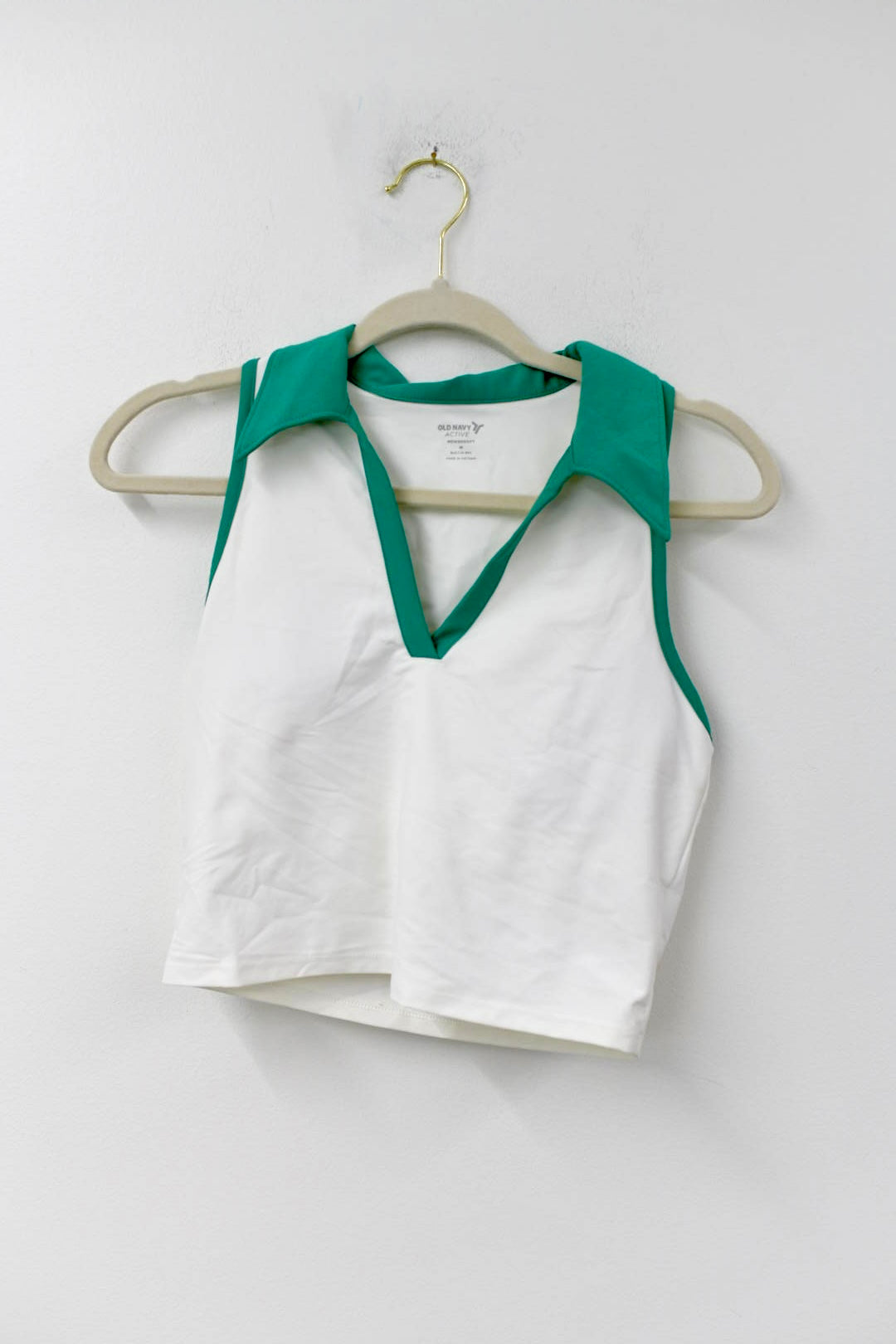 Old Navy crop athletic top Size M /EUC