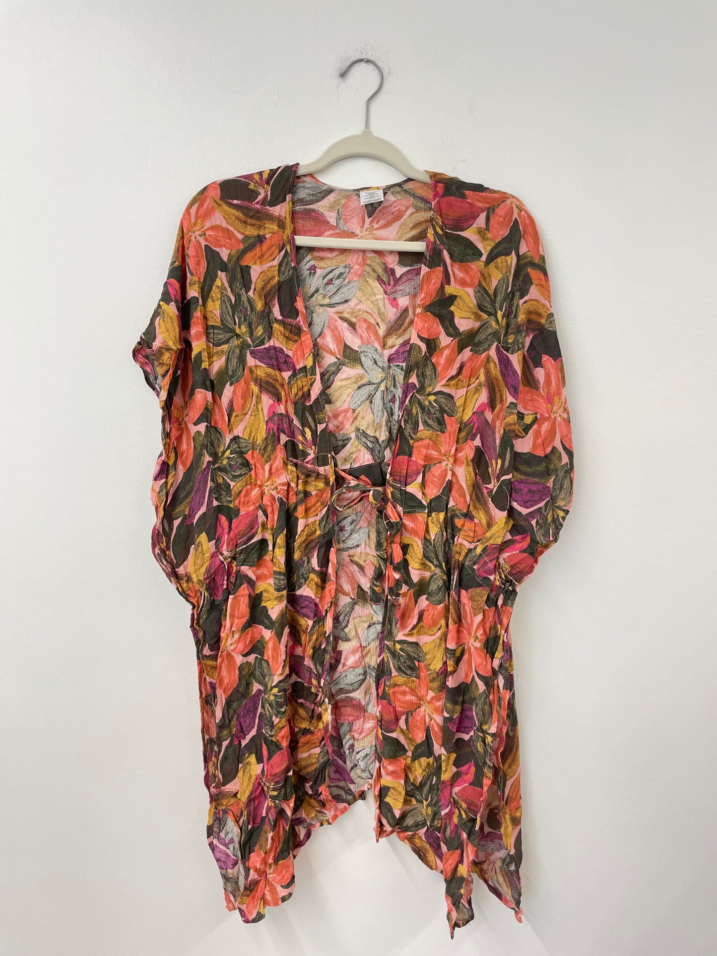 Time and Tru coverup Size S/M/ EUC