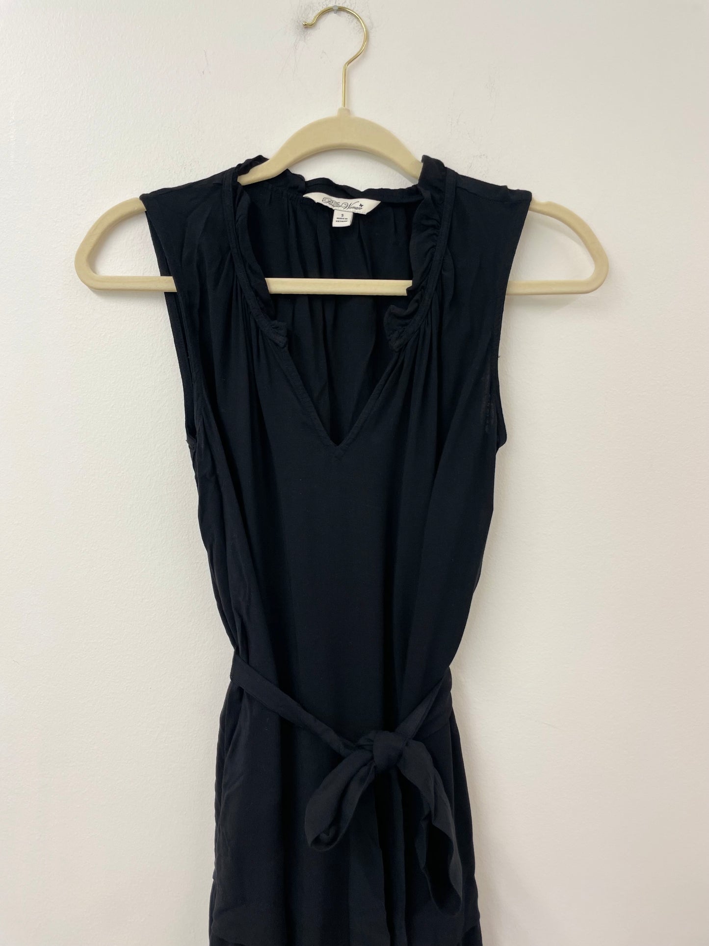 Pioneer Woman sleeveless v-neck tiered midi dress Size S / EUC