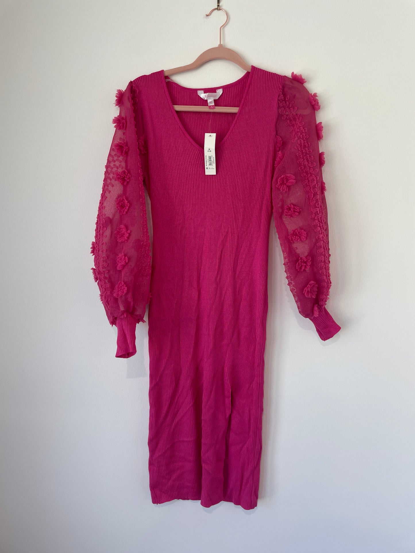 No Boundaries fitted midi dress Size M / NWT