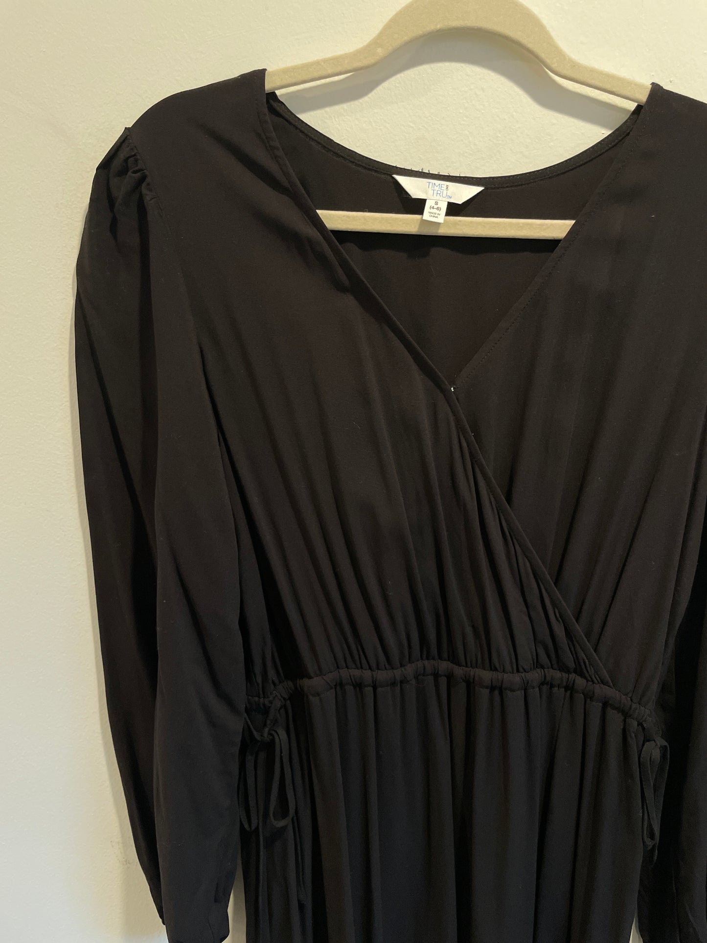 Time and Tru long sleeve midi dress / Size S / EUC