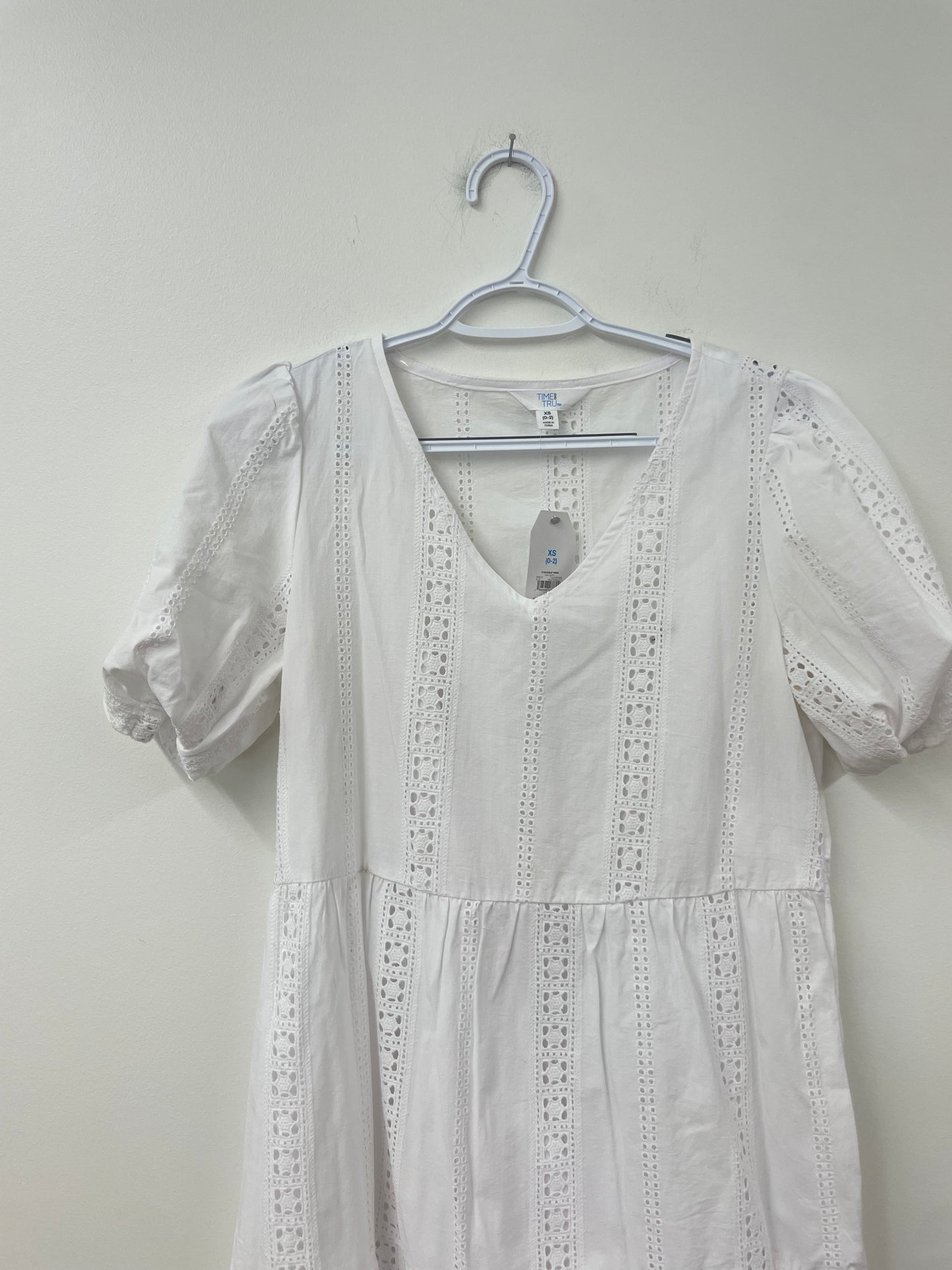 Time and Tru eyelet mini dress Size XS / NWT