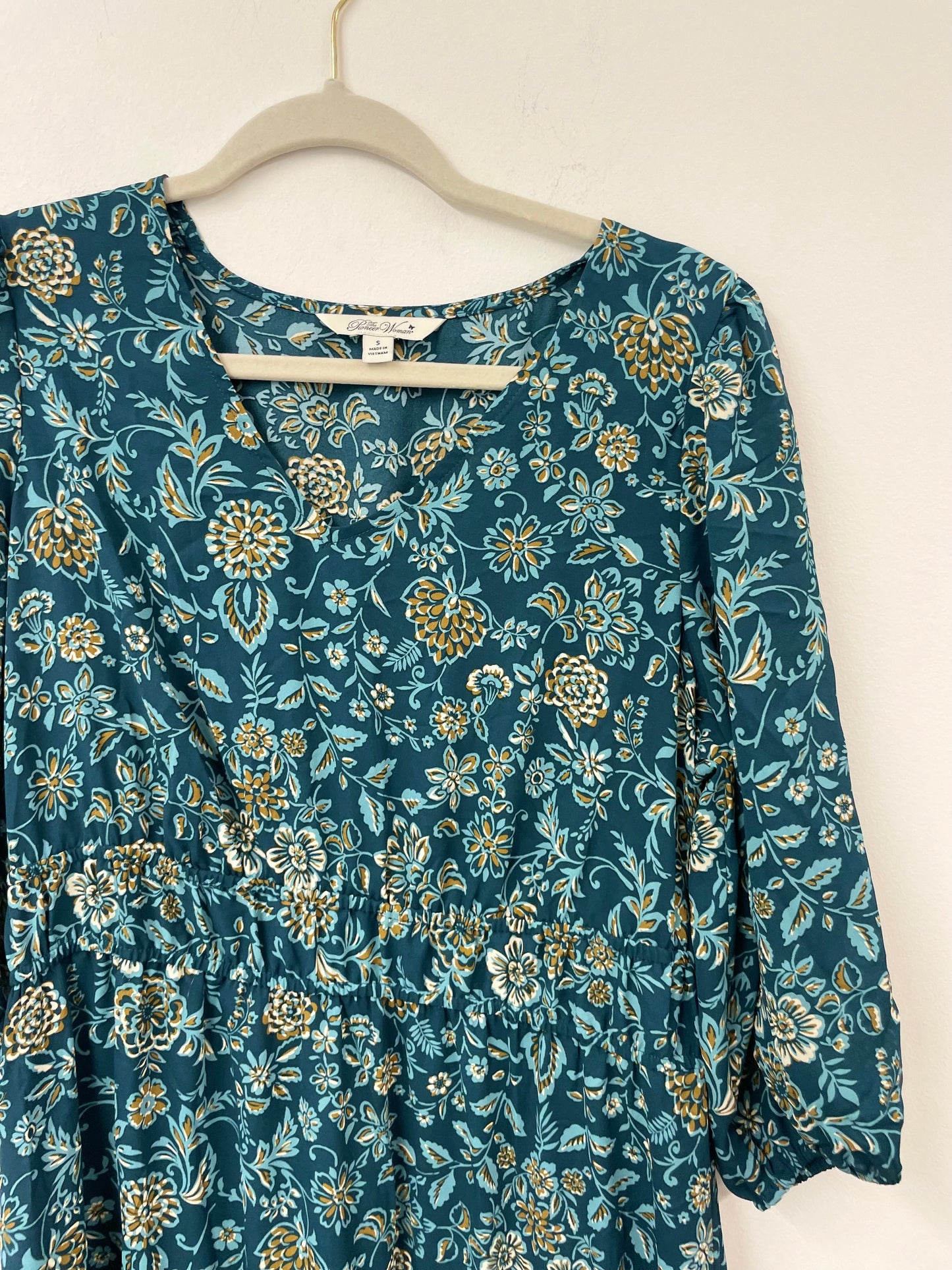 Pioneer Woman long sleeve midi dress Size S /EUC