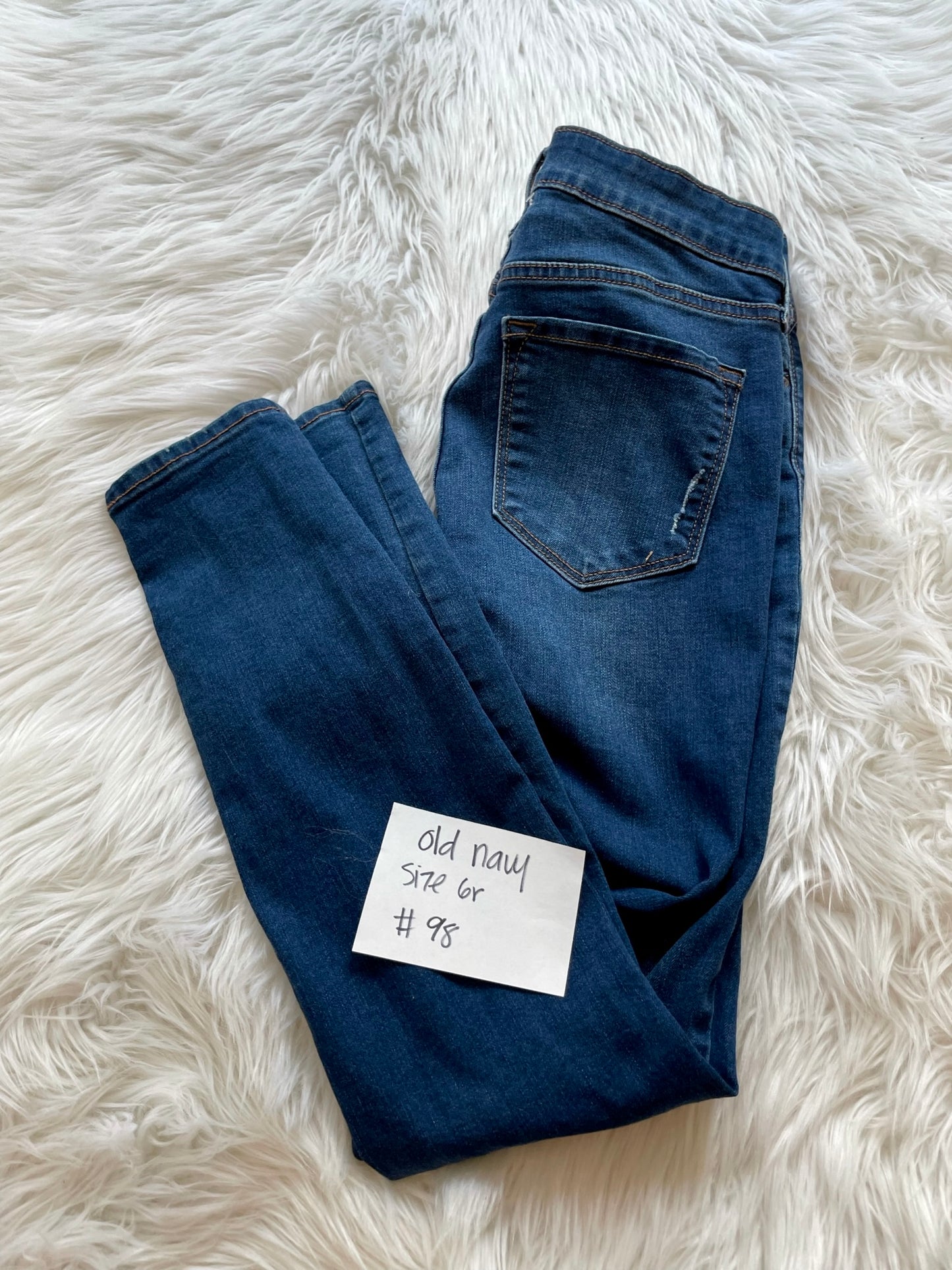 Old Navy Rockstar skinny Size 6r/EUC