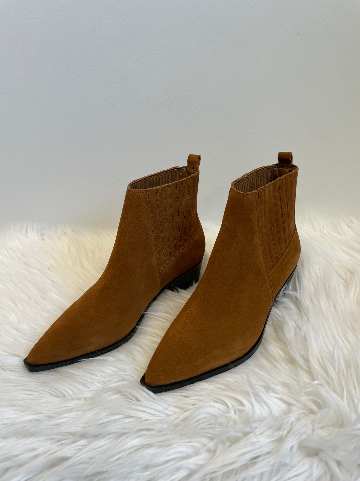 Marc Fisher high heel booties Size 8