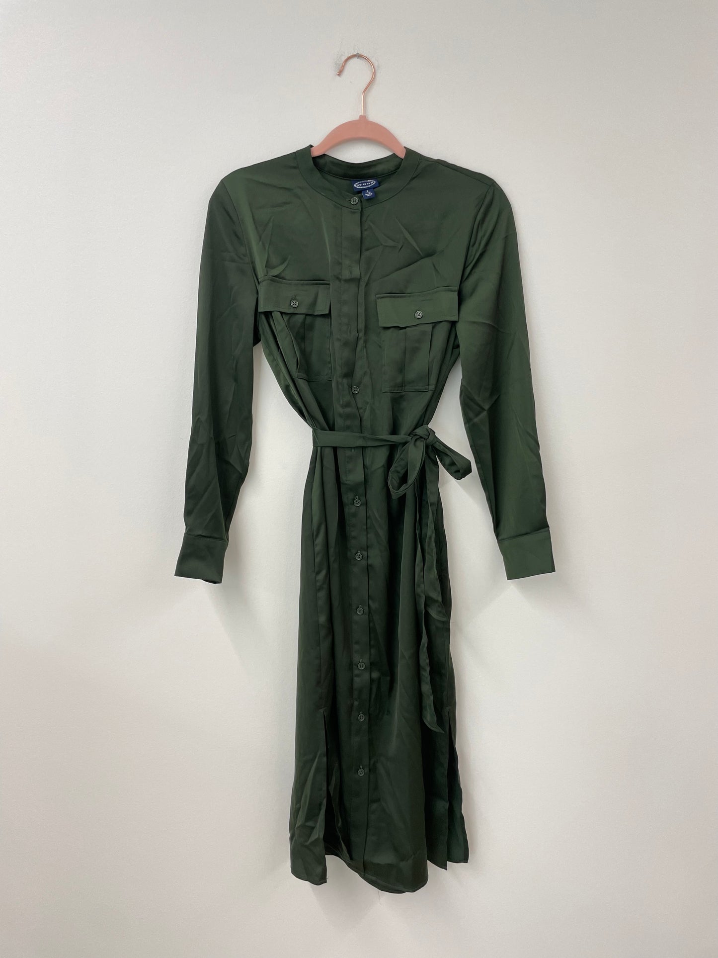 Scoop long sleeve button down midi dress with tie waist Size S / EUC