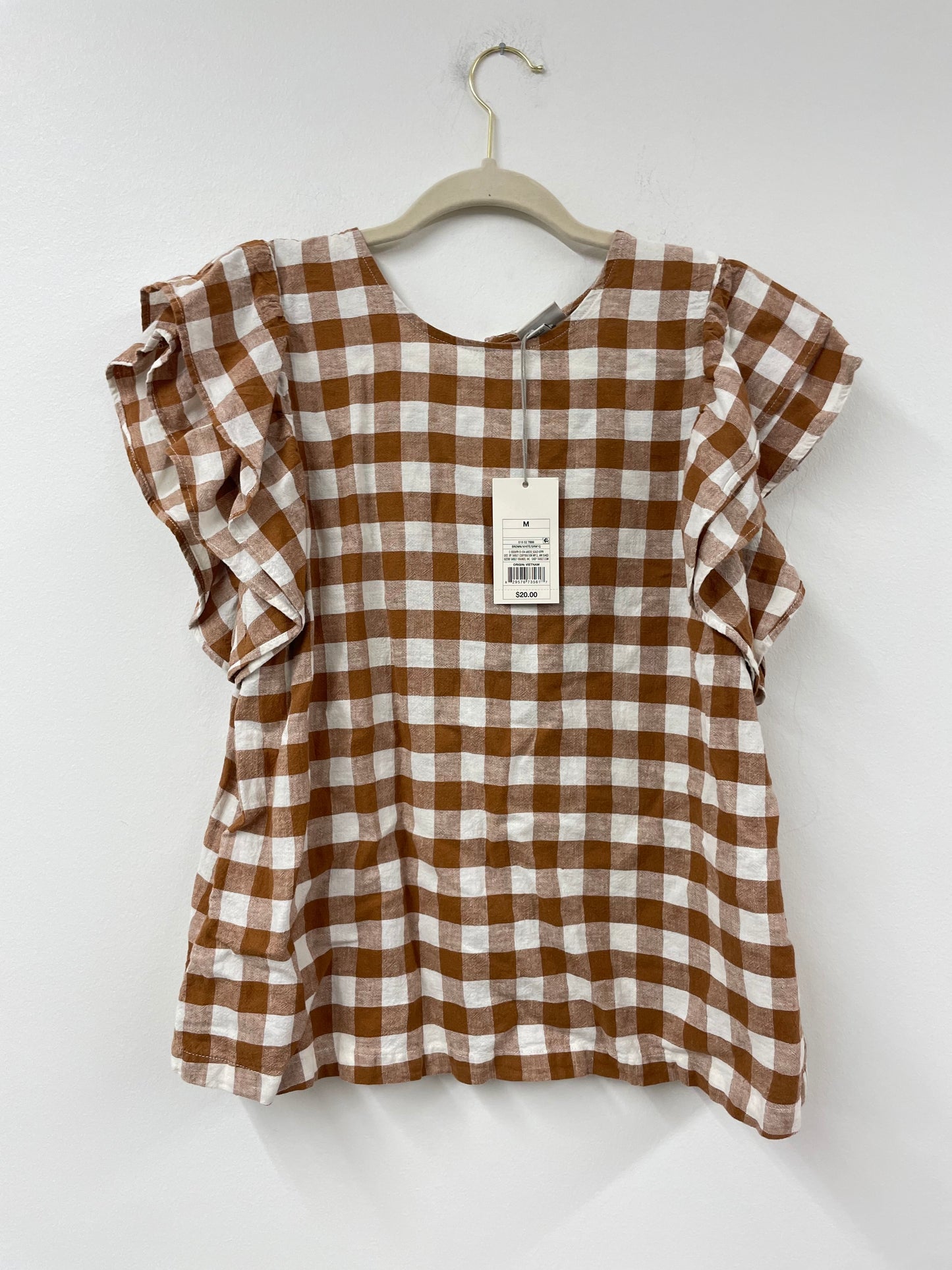 Universal Threads ruffled sleeve top Size M / NWT