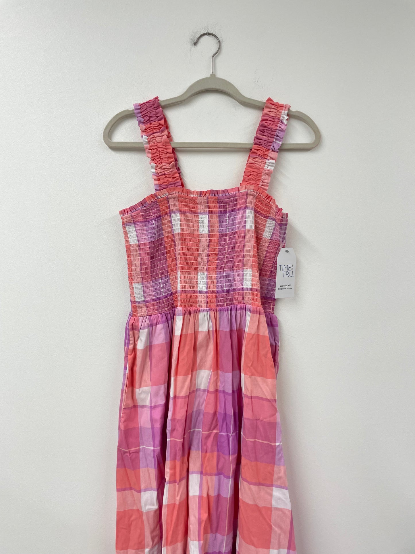 Time and Tru ruffled smocked midi dress Size M / NWT