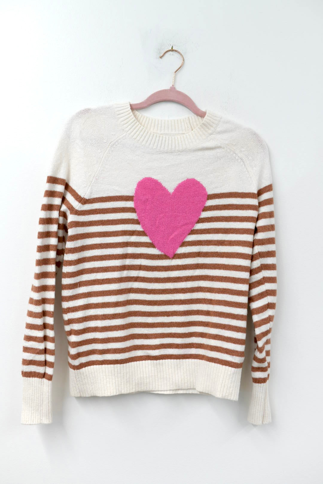 Loft Valentine’s Day sweater Size S / EUC