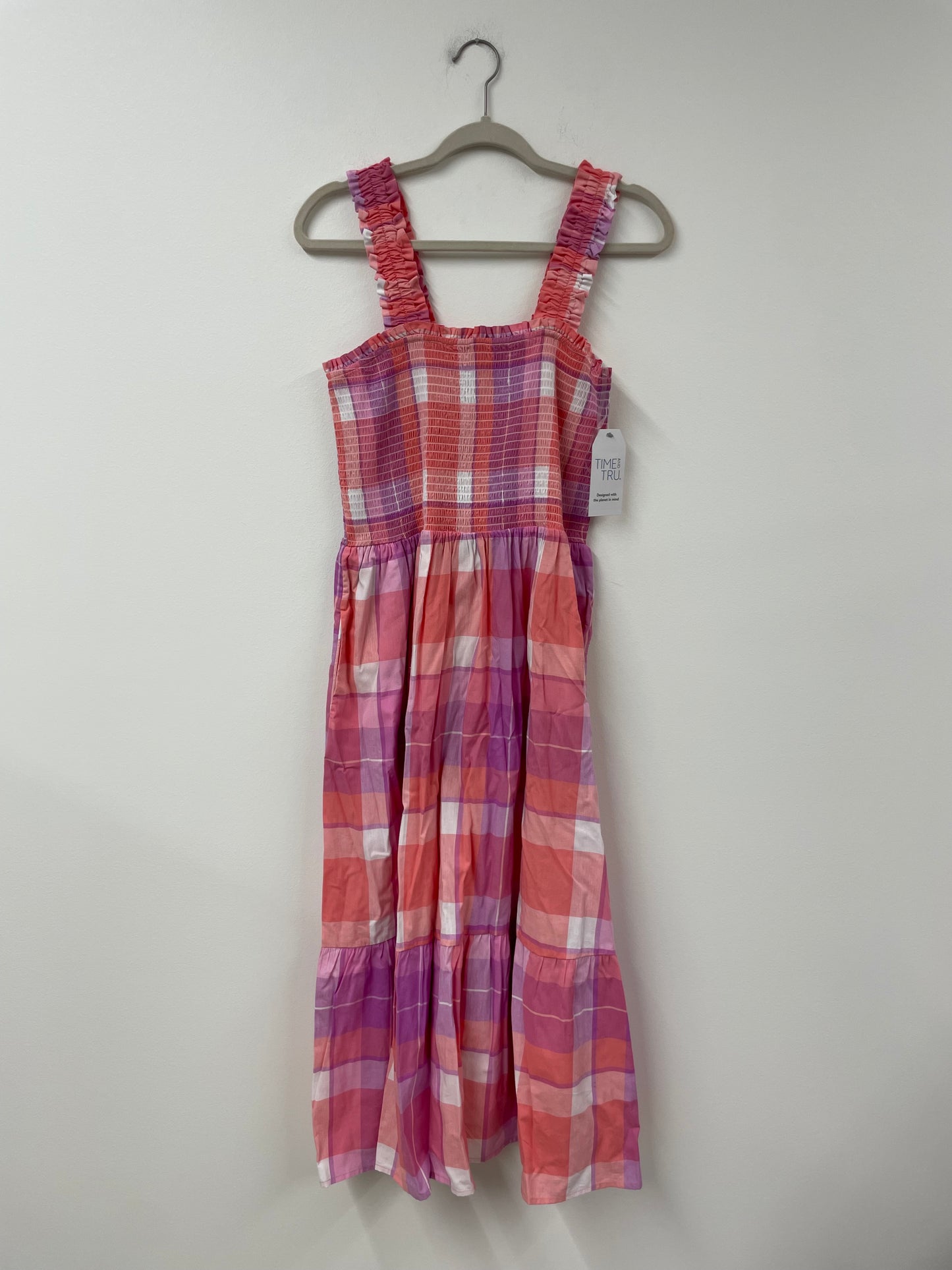 Time and Tru ruffled smocked midi dress Size M / NWT