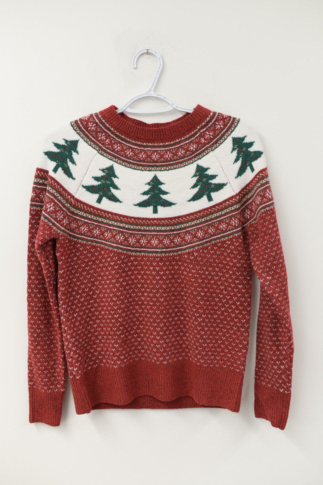 Holiday Time sweater Size S /EUC