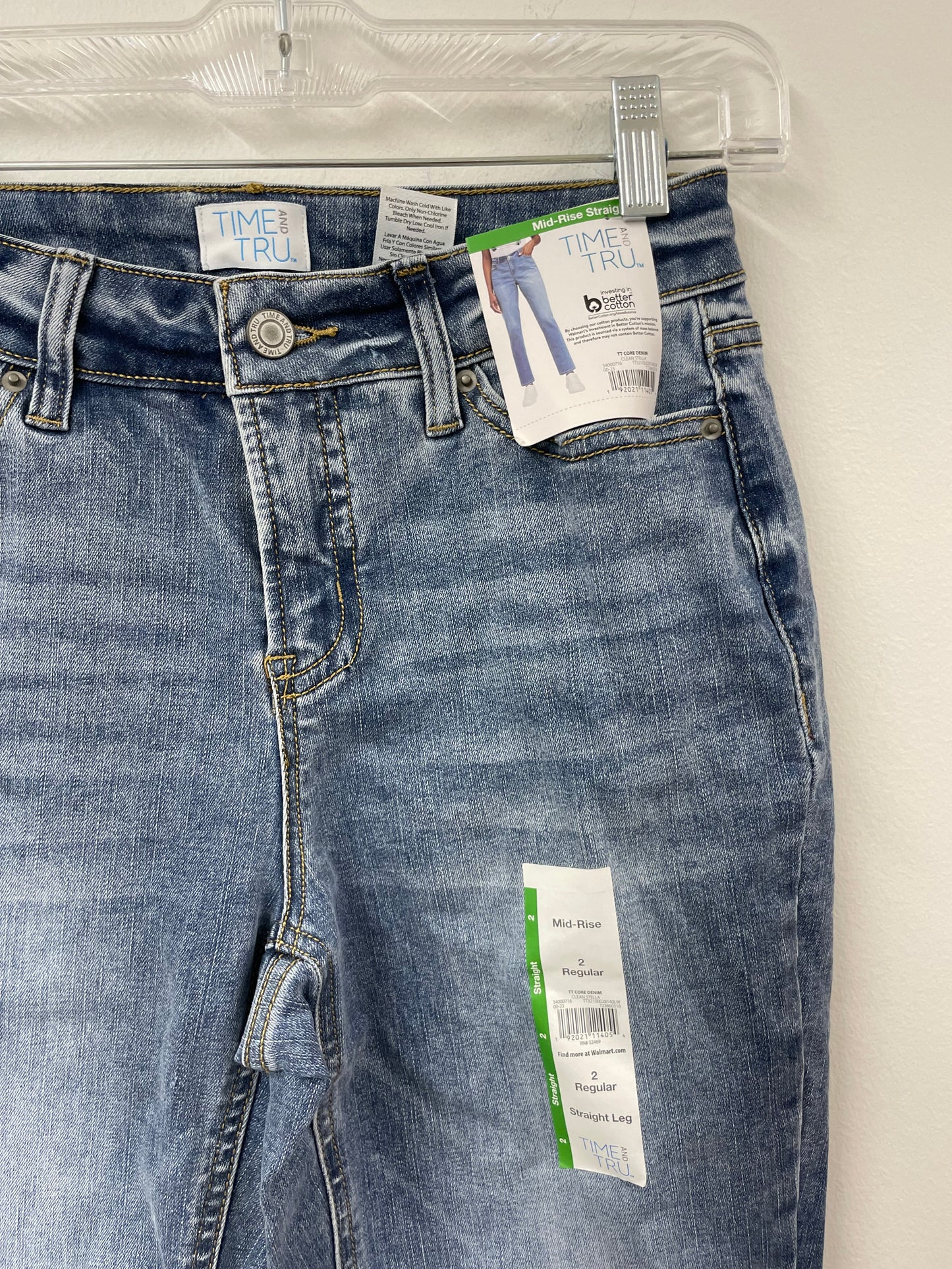 Time and Tru mid-rise straight leg jeans Size 2 / NWT