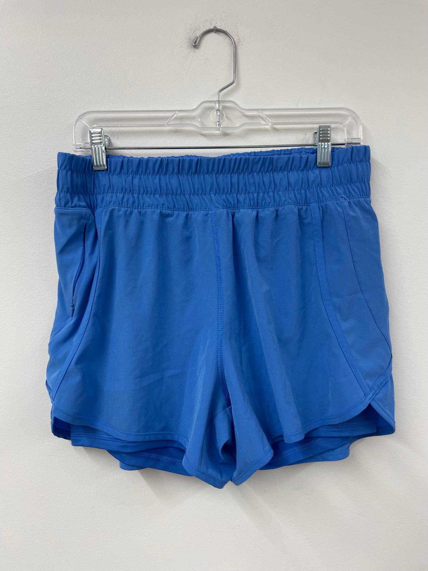 Avia athletic shorts Size M / EUC