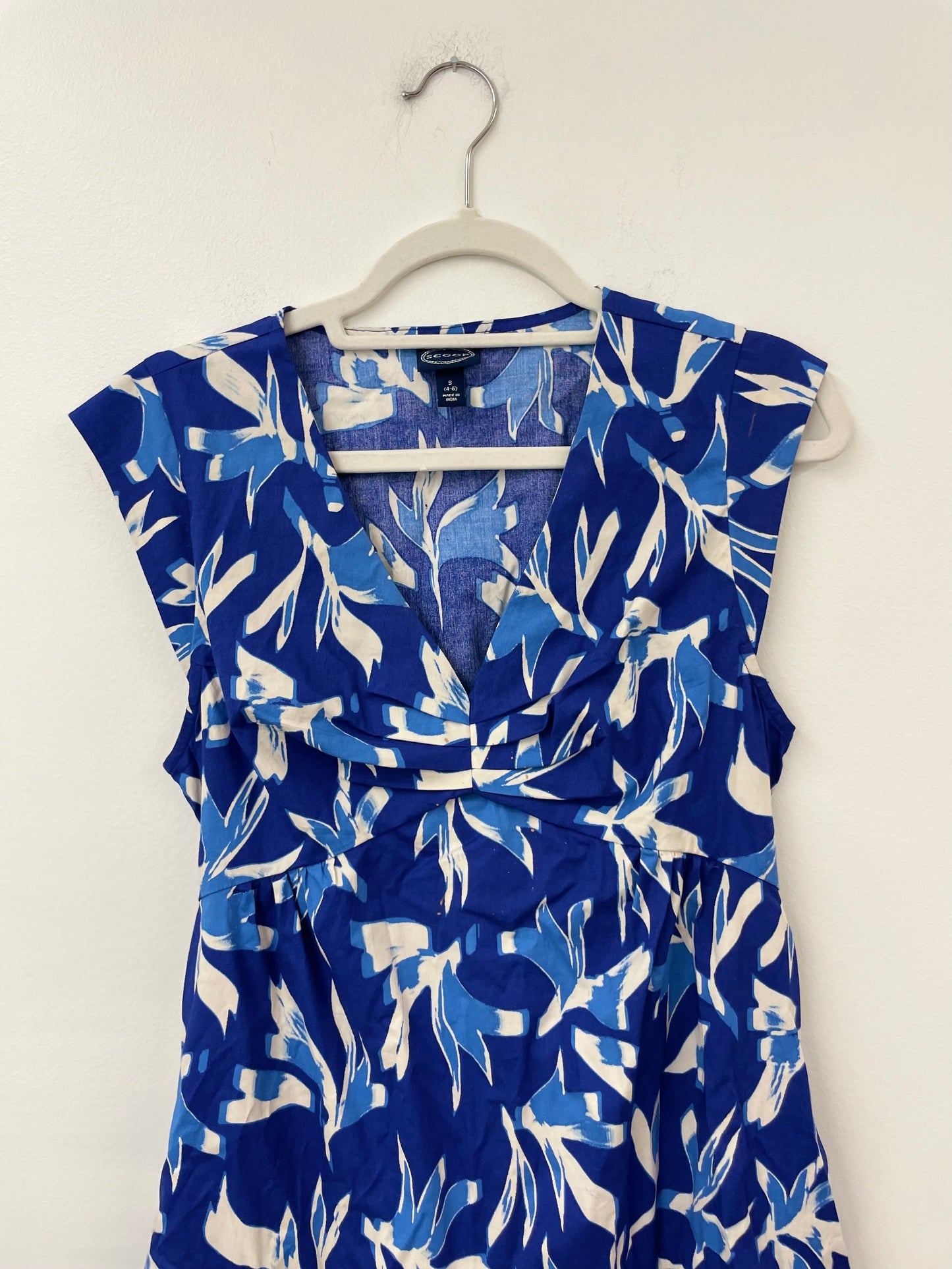 Scoop v-neck poplin mini dress Size S / EUC