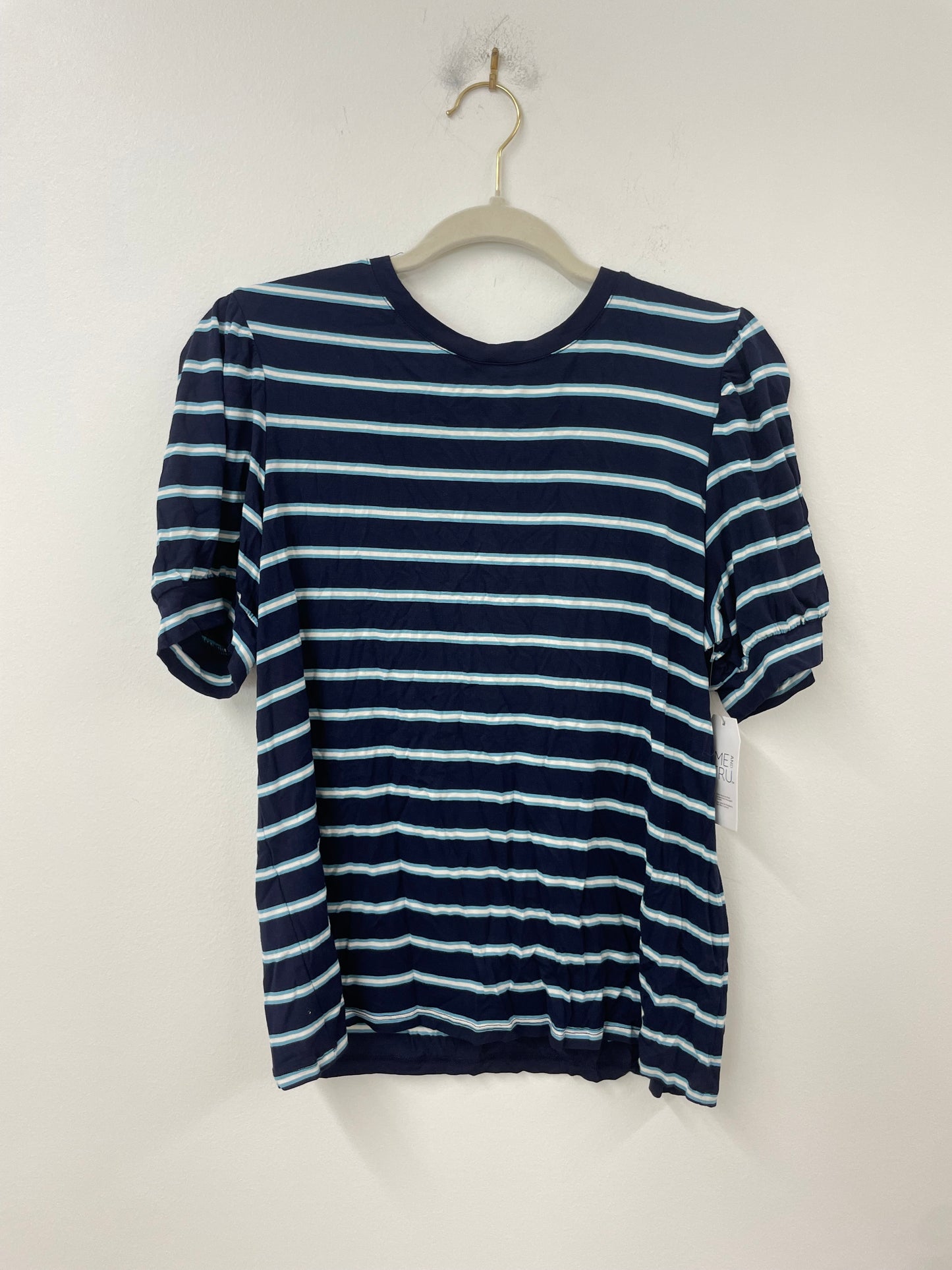 Time and Tru puff sleeve top Size M / NWT