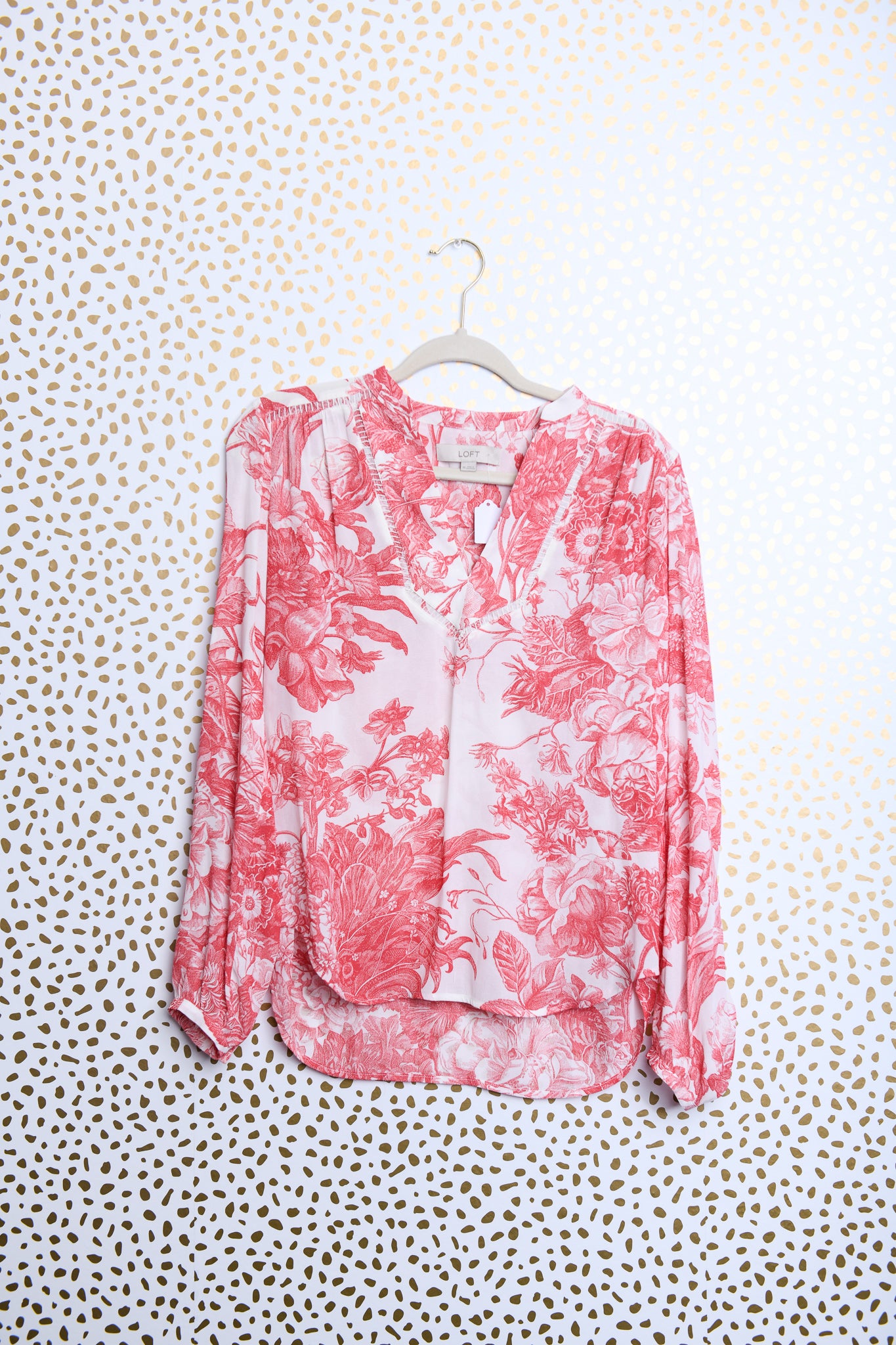 Loft long sleeve v neck blouse Size XS \ EUC