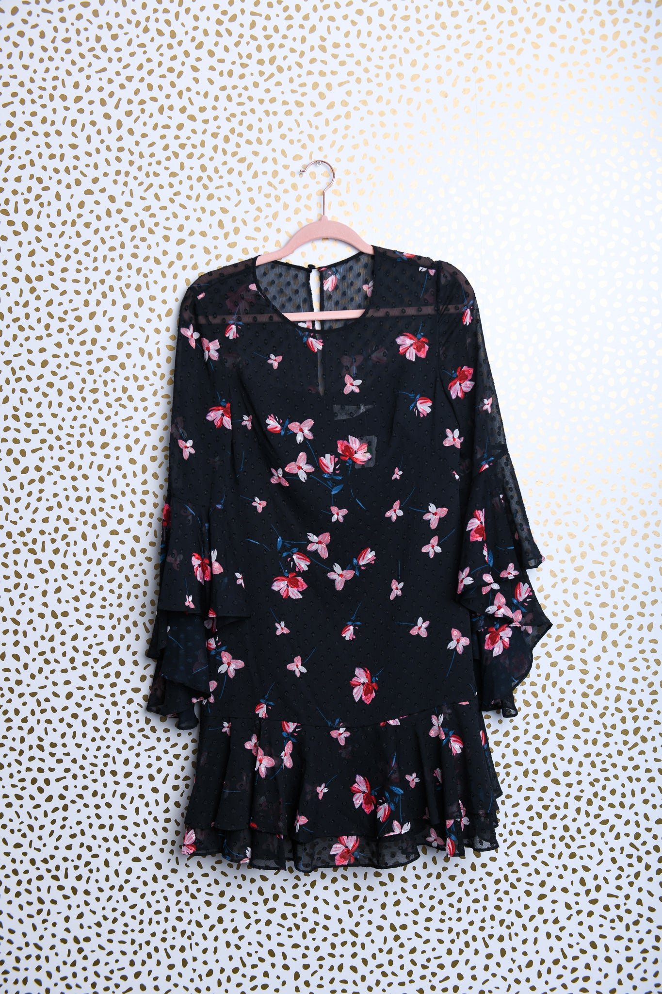 Eliza J long sleeve flowy dress\6\EUC