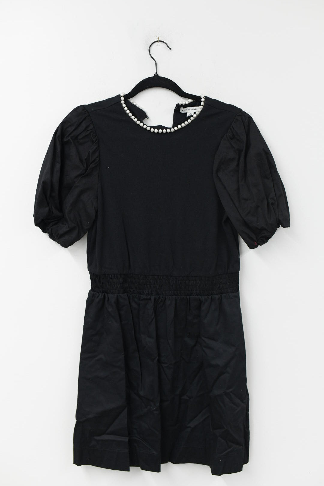 Free Assembly pearl neck detail mini dress Size S / EUC