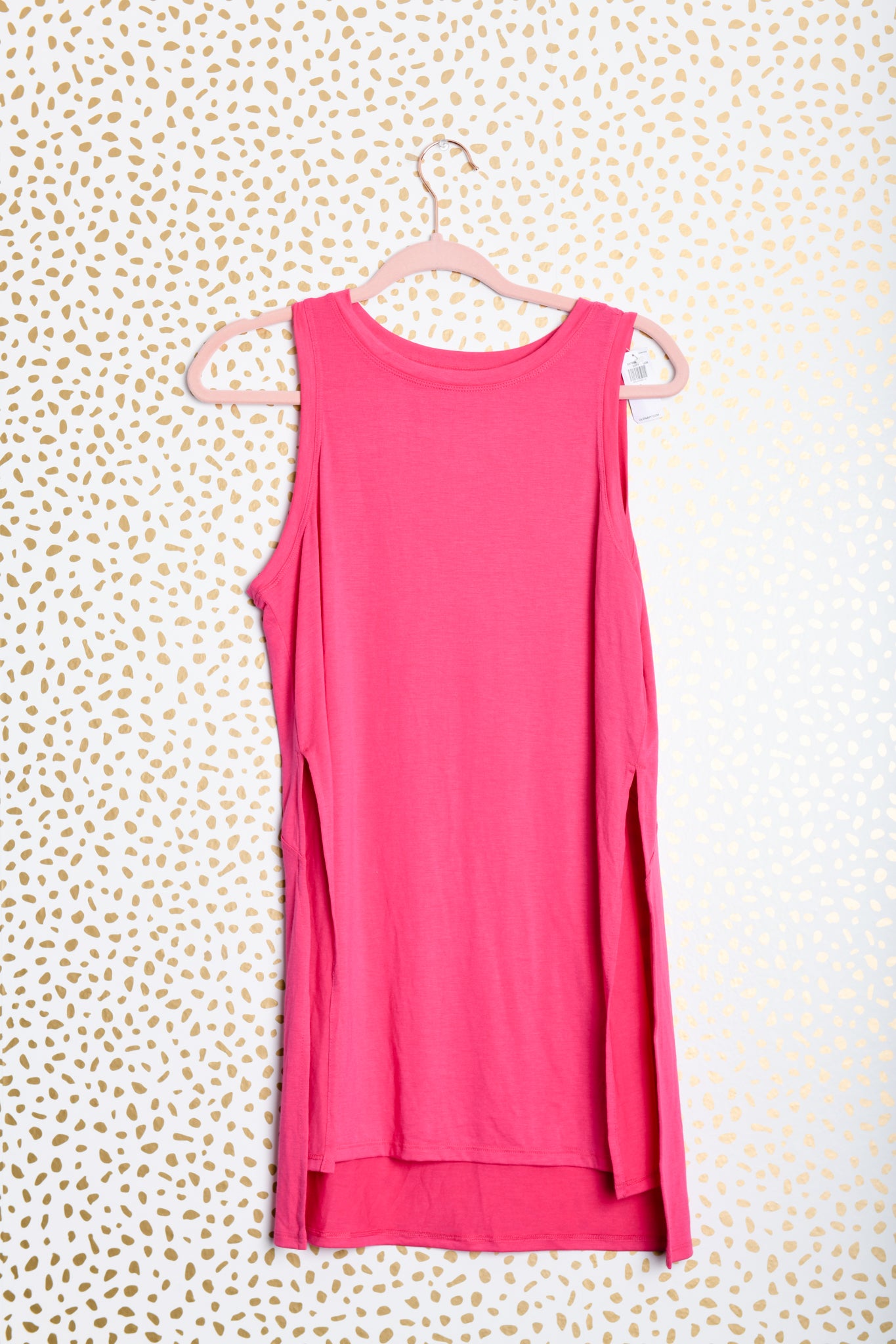 Old Navy sleeveless athletic top Size S/ NWT