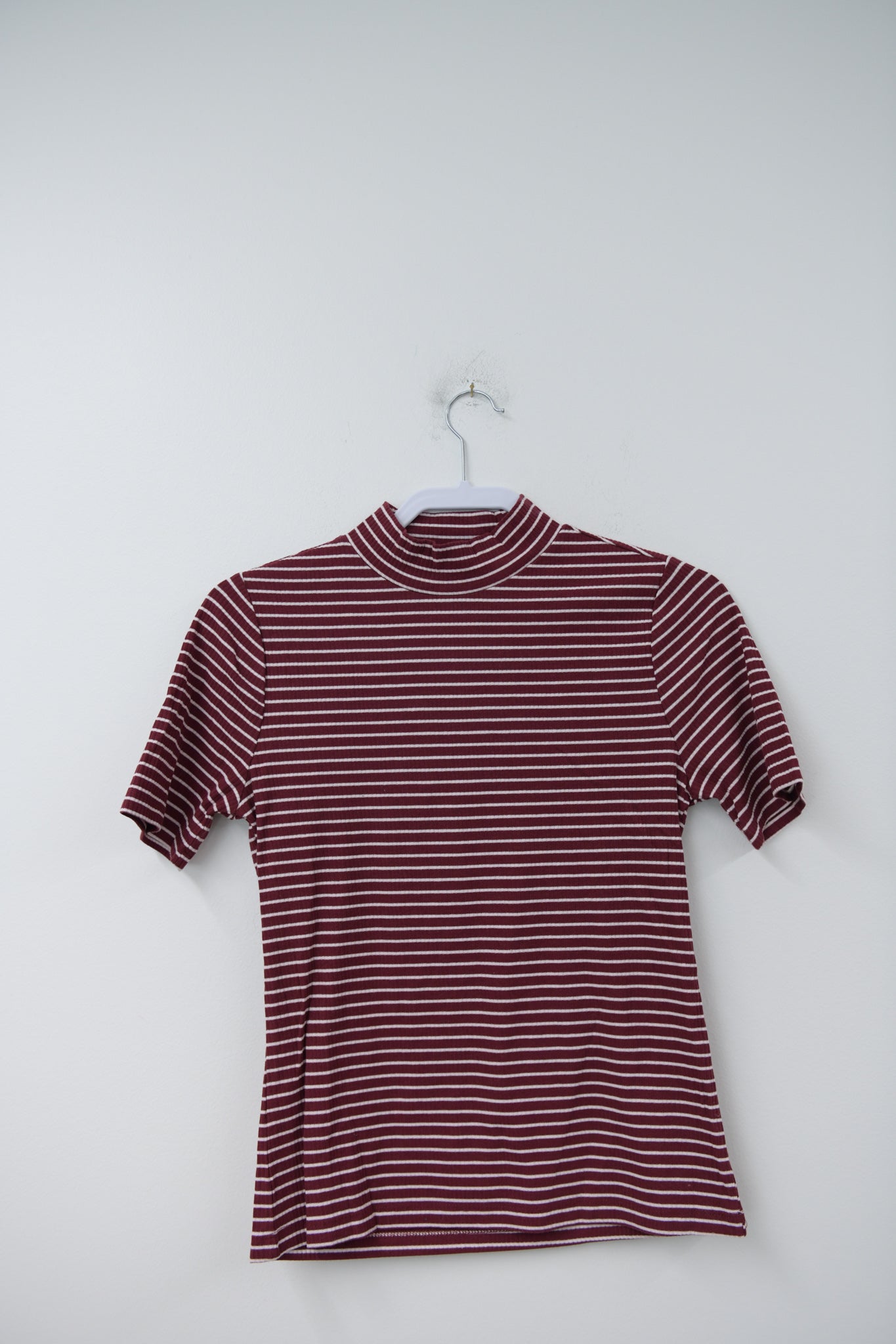 Free Assembly high neck short sleeve top Size M / EUC