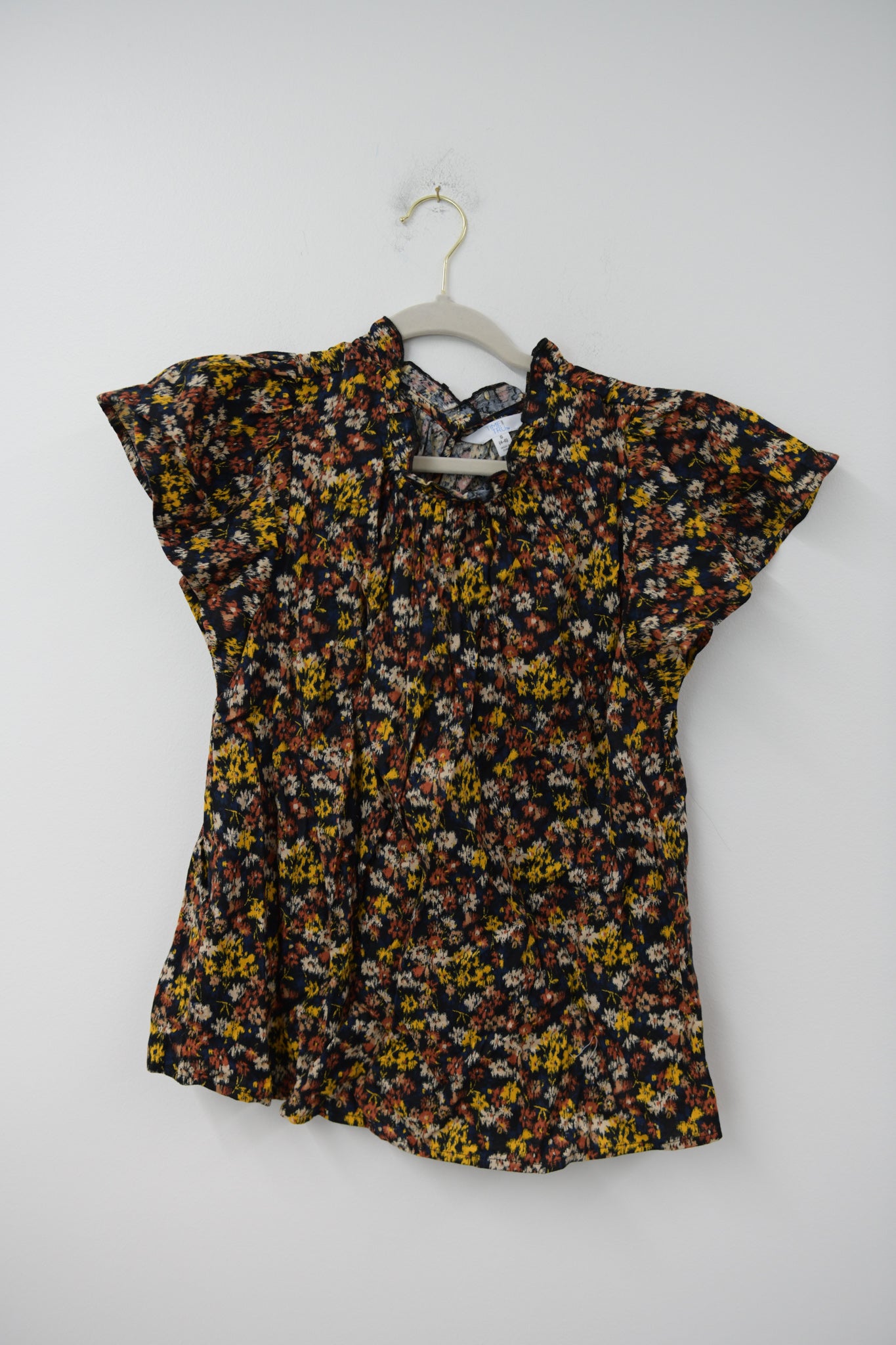 Time and Tru sleeveless blouse Size S / EUC