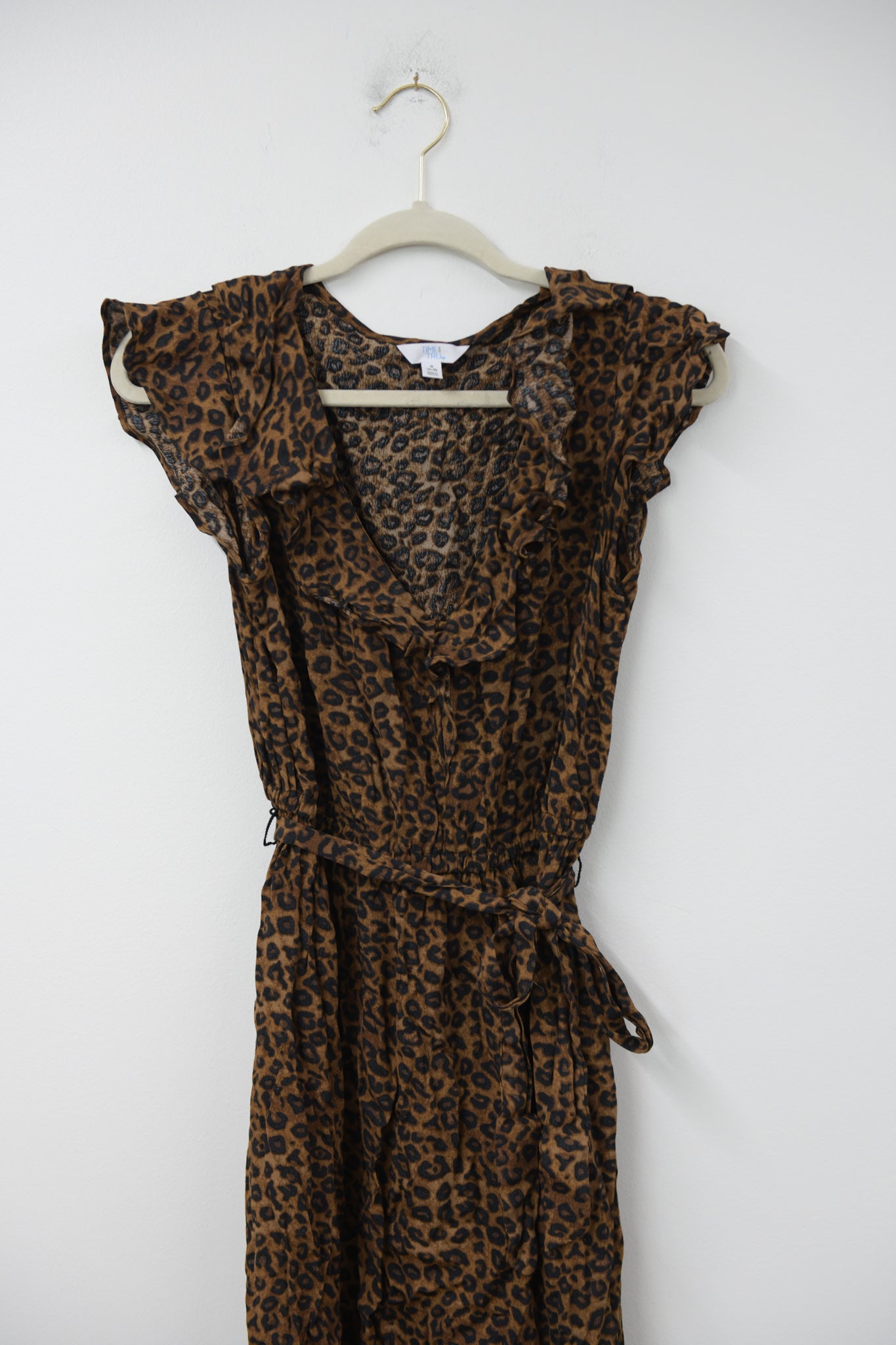 Time and Tru ruffled neck midi dress Size S / EUC