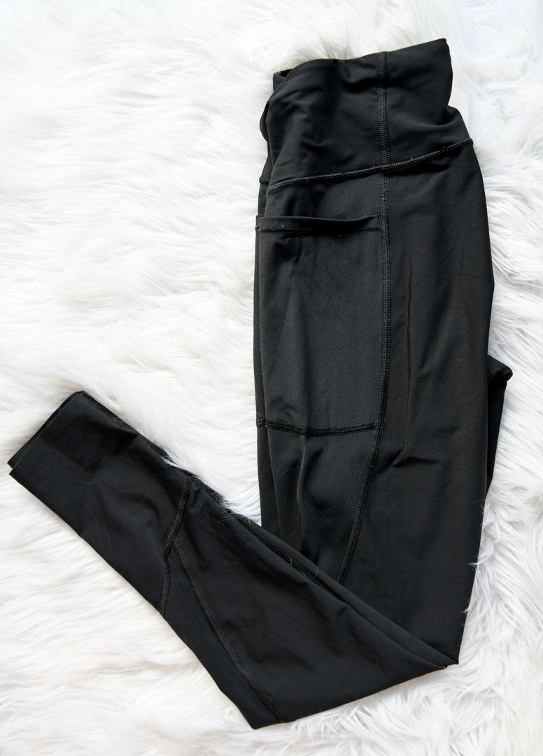 Victoria Secret Sport high rise 7/8 leggings Size S short / EUC
