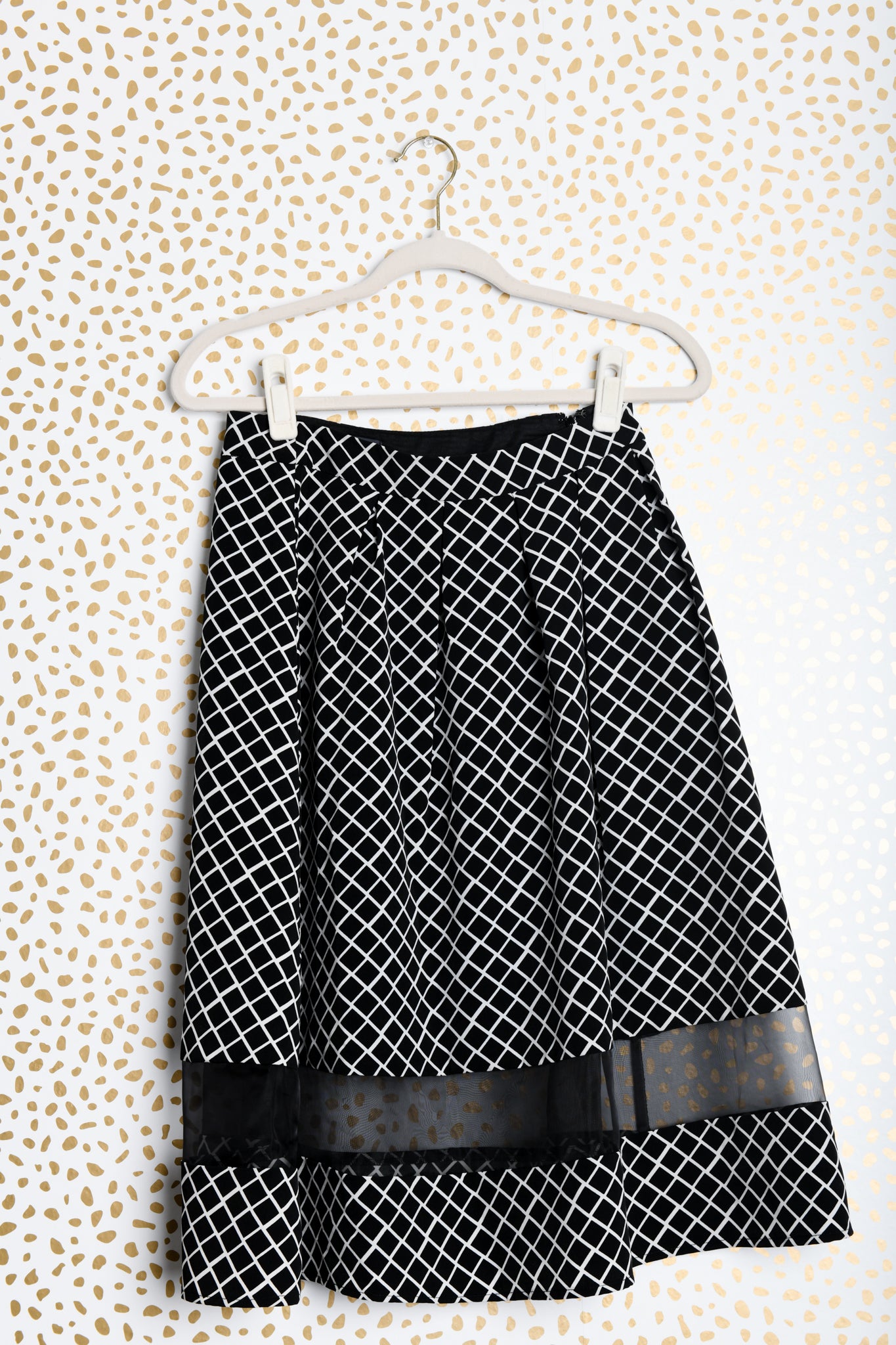 The Limited midi skirt Size 2 /EUC