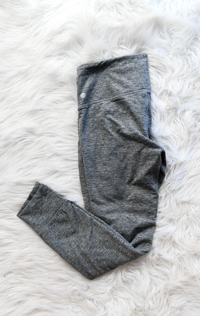 Z by Zella mid rise capri leggings Size S / EUC