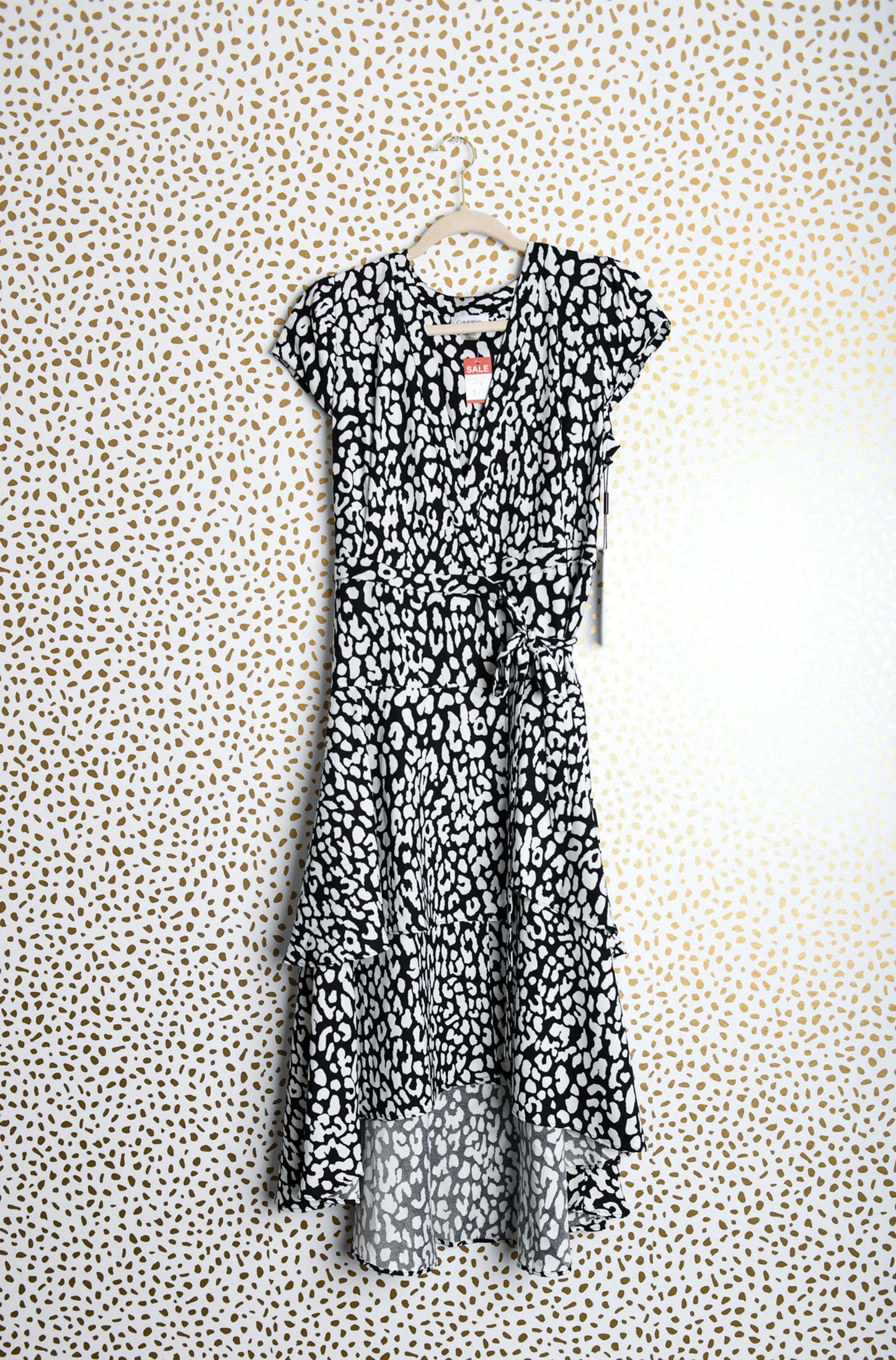 Calvin Klein short sleeve midi dress Size 8 (its like 6) \ EUC