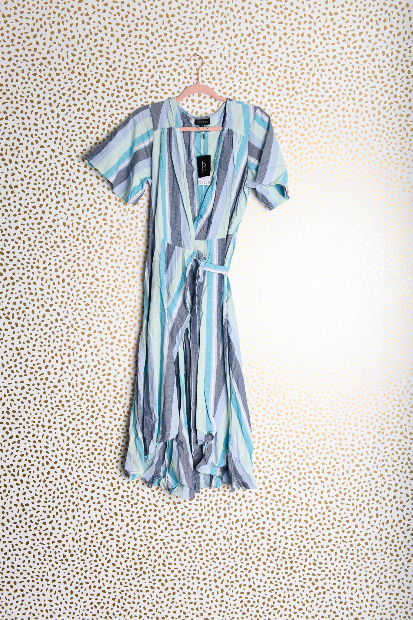 Bobea short sleeve midi dress Size M / NWT