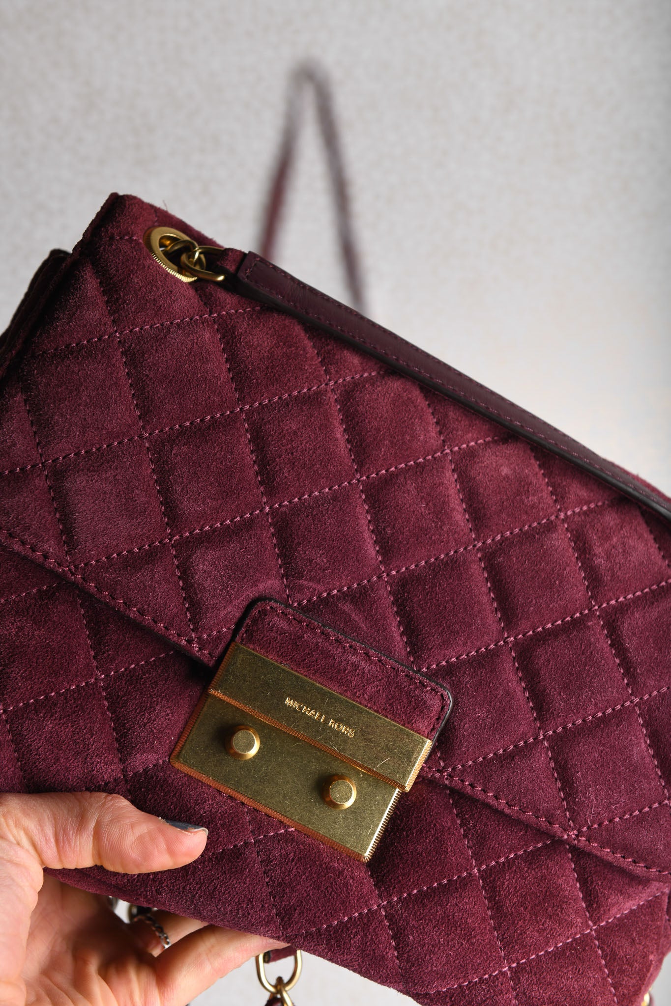 Micheal Kors plum quilted suede chain shoulder bag