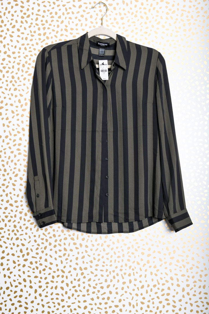 Express long sleeve blouse Size S \ NWT